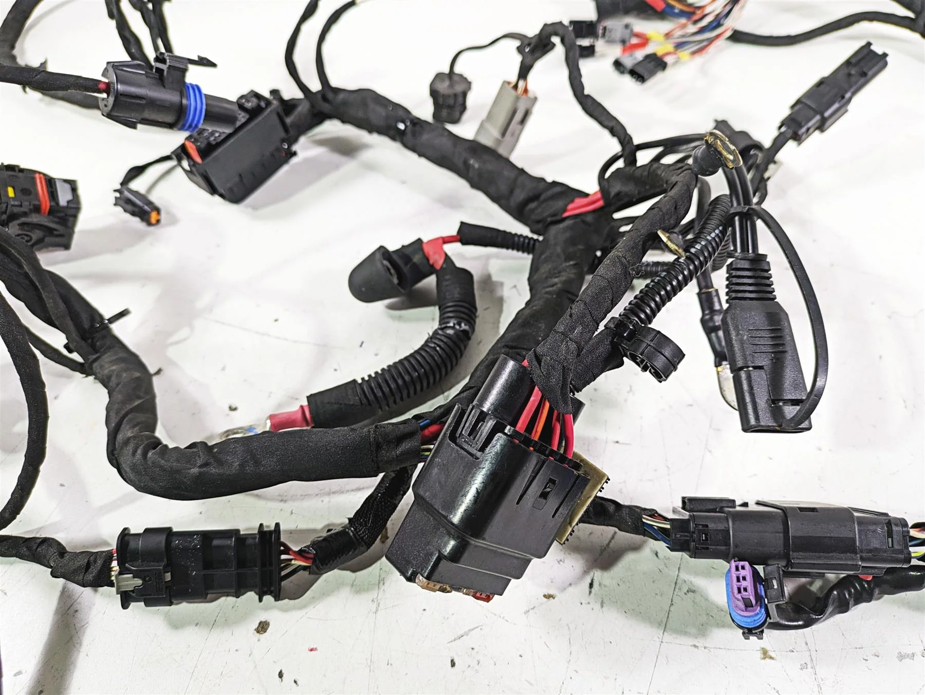 2019 Harley FLHCS Softail Heritage Main Wiring Harness Loom Abs -No Cut 69201492 - Image 3