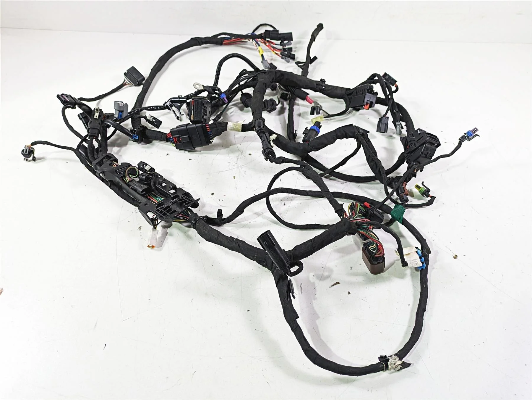 2019 Harley FLHCS Softail Heritage Main Wiring Harness Loom Abs -No Cut 69201492 - Image 7