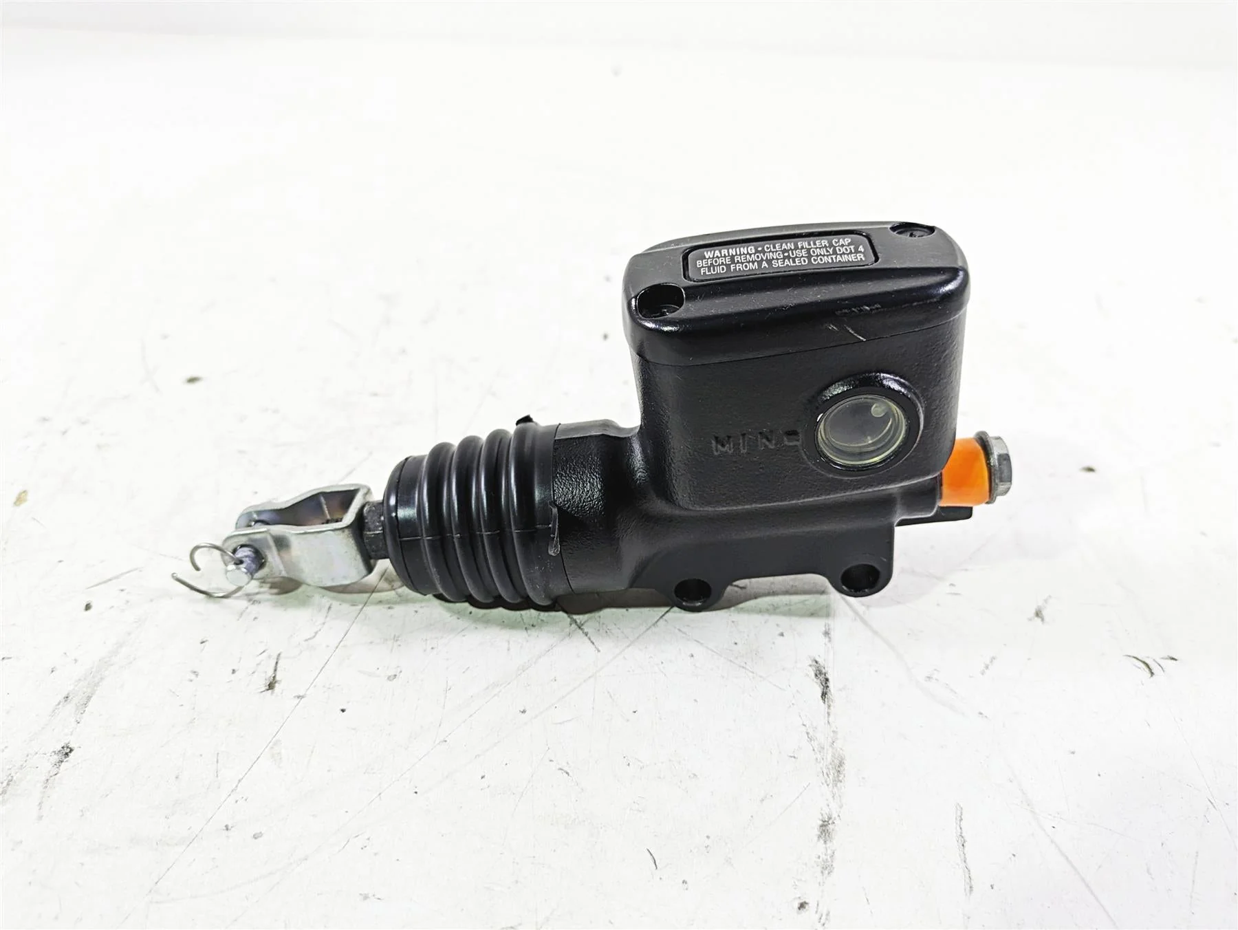 2019 Harley FLHCS Softail Heritage Rear Brake Master Cylinder 5/8" 41700460