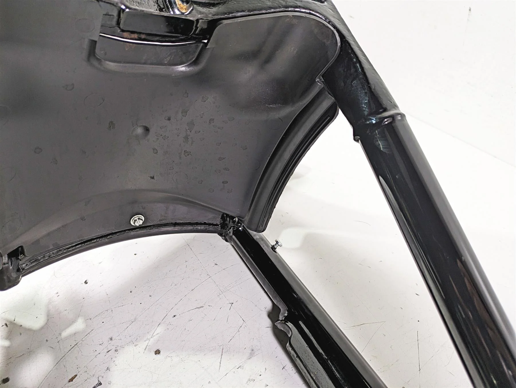 2019 Harley FLHCS Softail Heritage Rear Swingarm + Guards & Axle 47400099BHP - Image 8