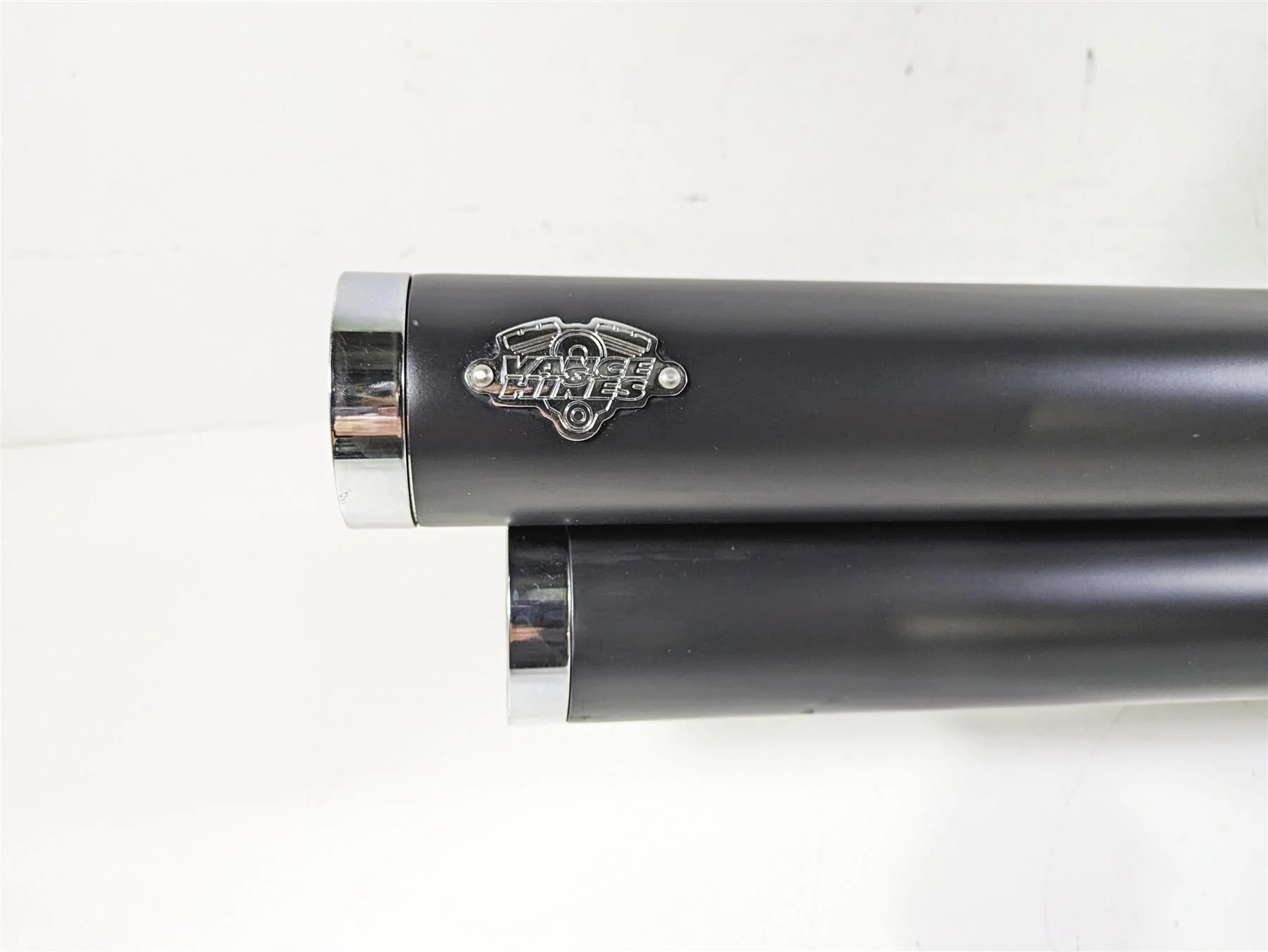 2019 Harley FLHCS Softail Heritage Vance Hines Big Shots Staggered Exhaust 47341 - Image 6