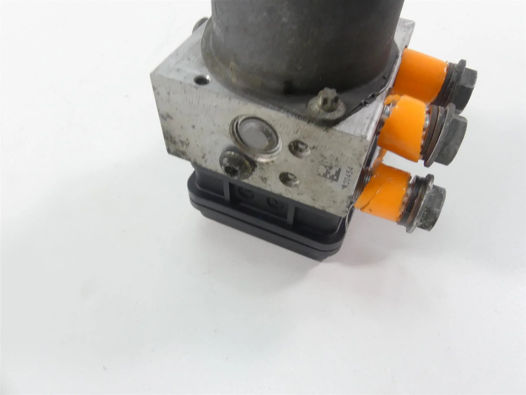 2019 Harley Softail FLSB Sport Glide Abs Brake Pump Unit Module 41100043C - Image 12