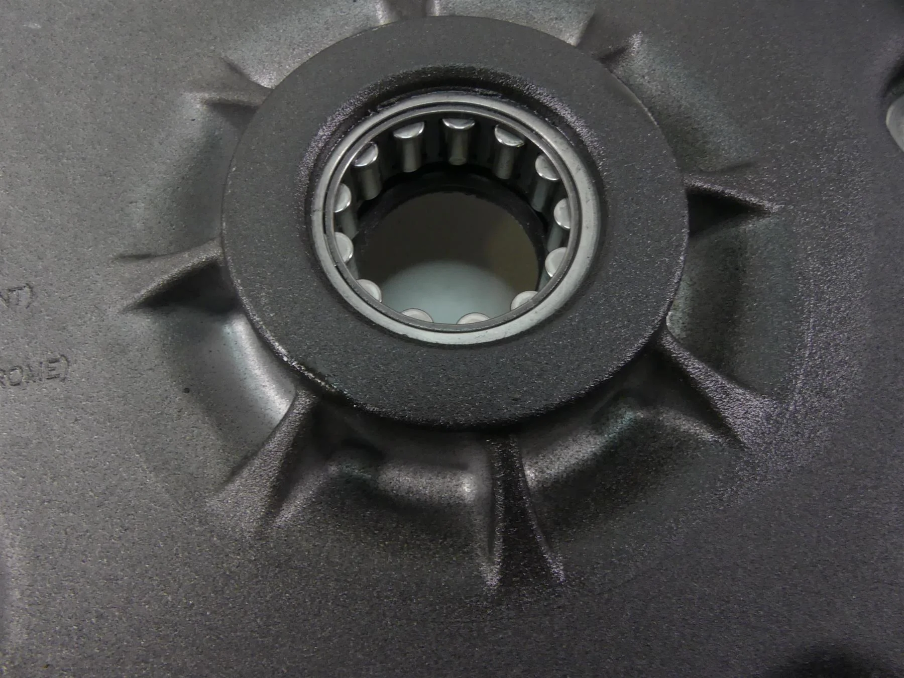 2019 Harley Softail FLSB Sport Glide Inner Primary Drive Clutch Cover 36500099 - Image 10