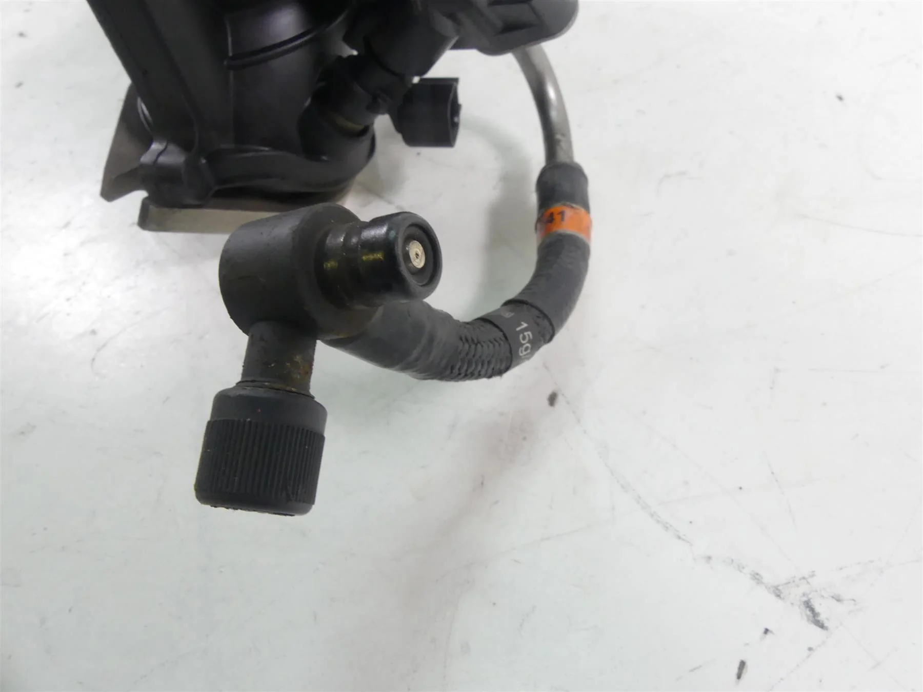 2019 Harley Softail FXBB Street Bob Mikuni Throttle Body Fuel Injection 27300122 - Image 10
