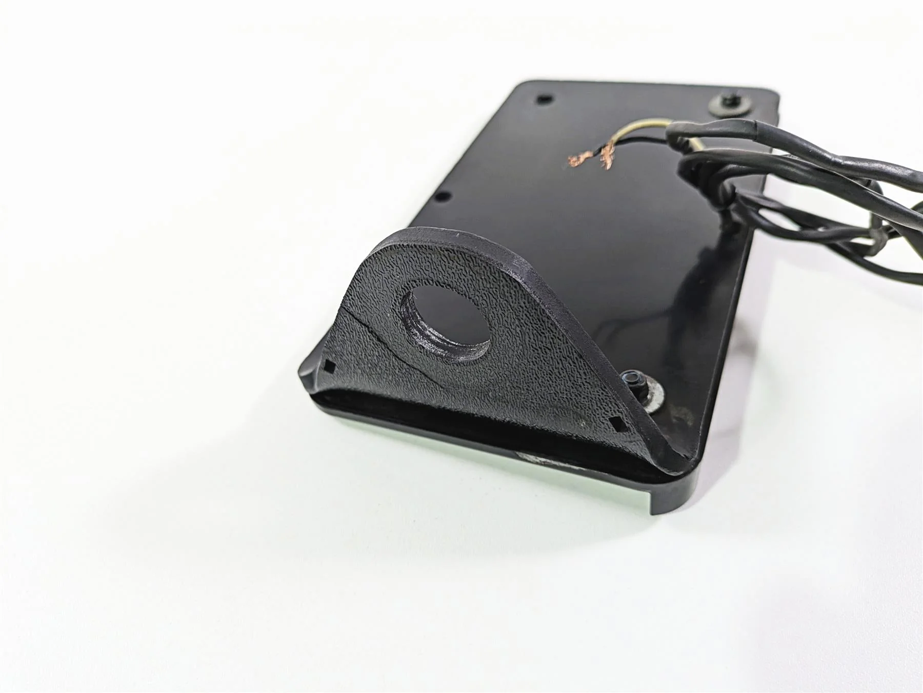 2019 Harley Softail FXDR 114 Aftermarket Rear Side Plate Holder Lights Set - Image 11