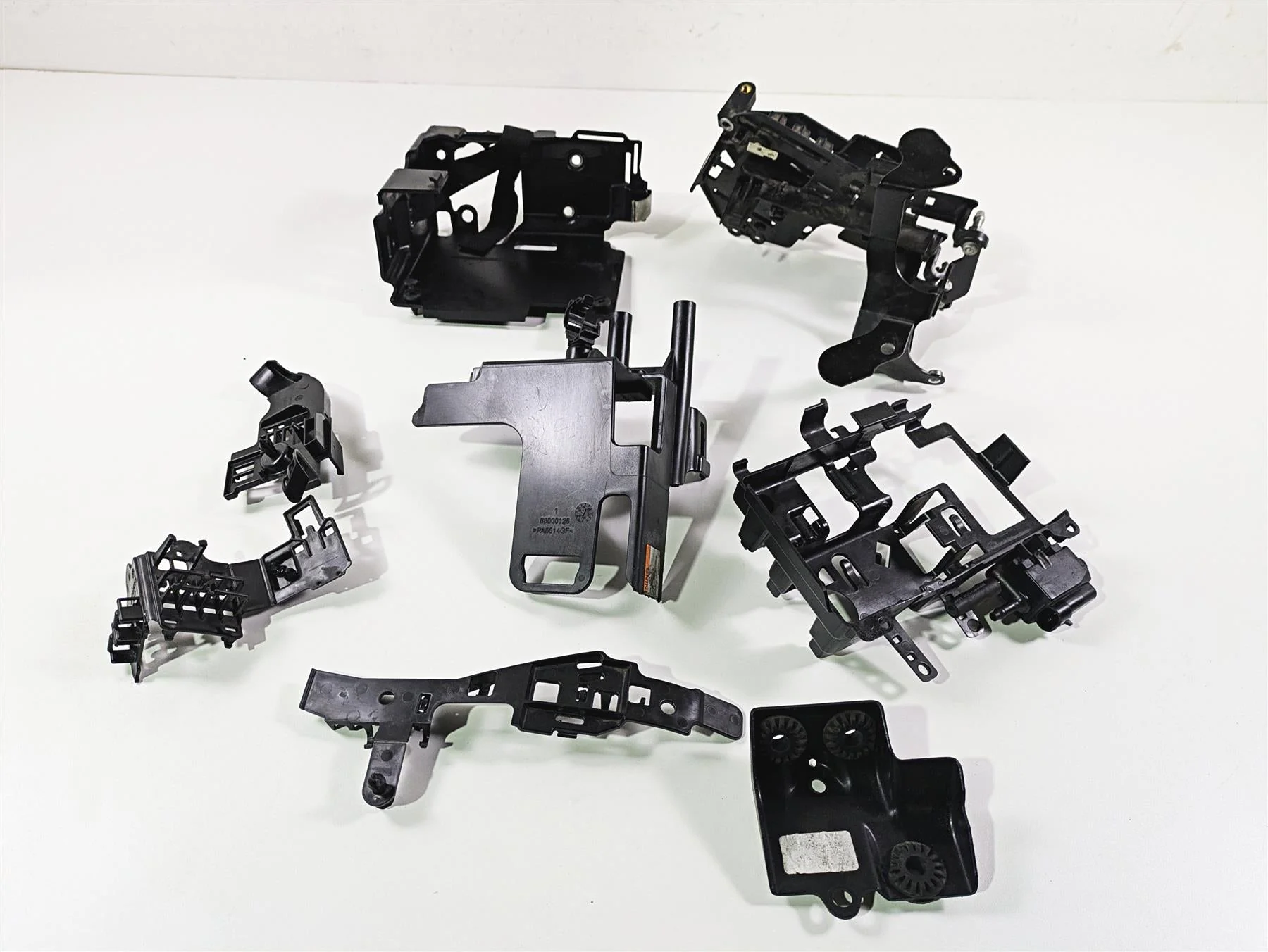 2019 Harley Softail FXDR 114 Battery & Electrical Holder Set 69201632 74700031 - Image 11