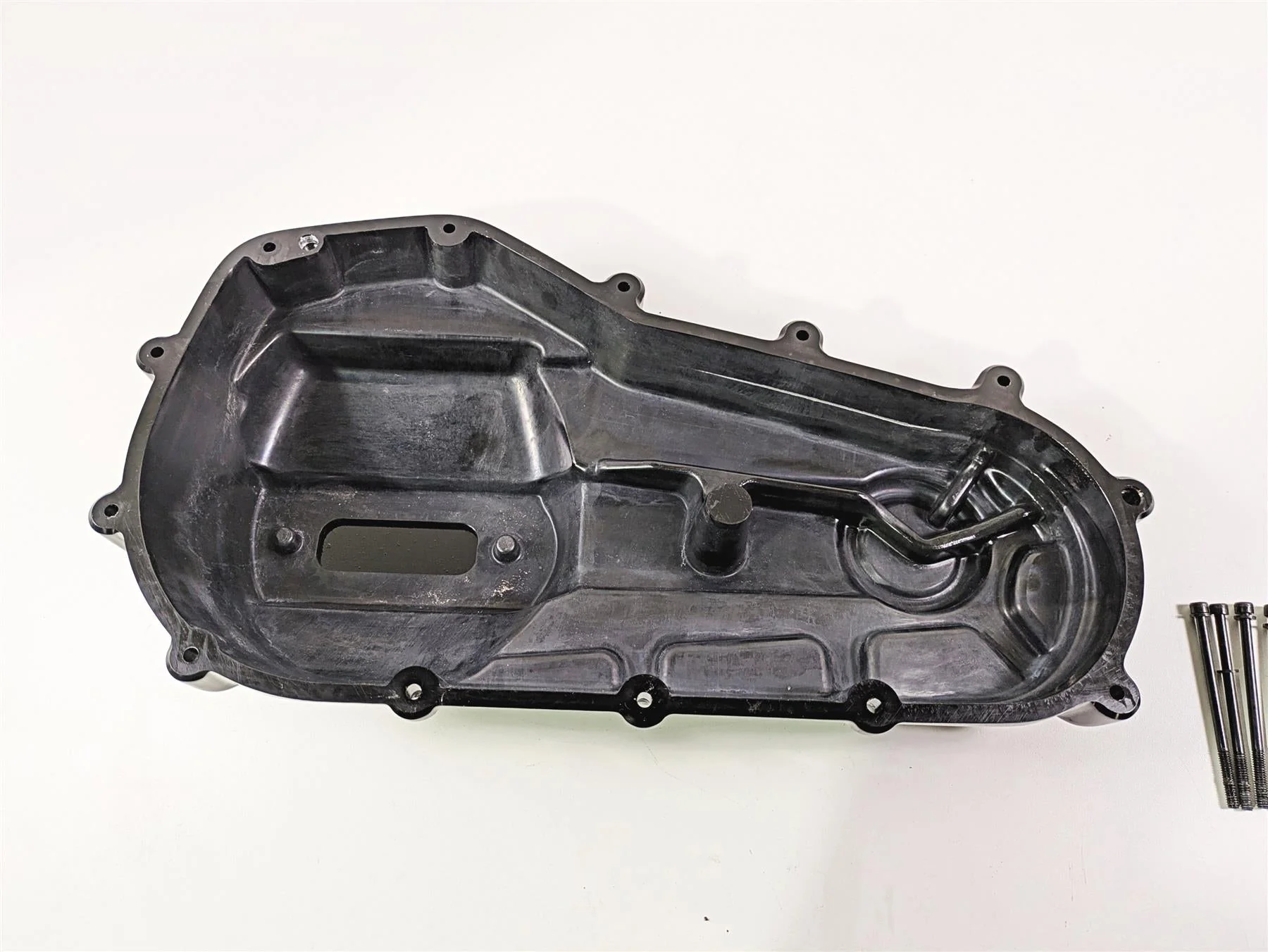 2019 Harley Softail FXDR 114 Dominion Outer Primary Drive Clutch Cover 25700795 - Image 8