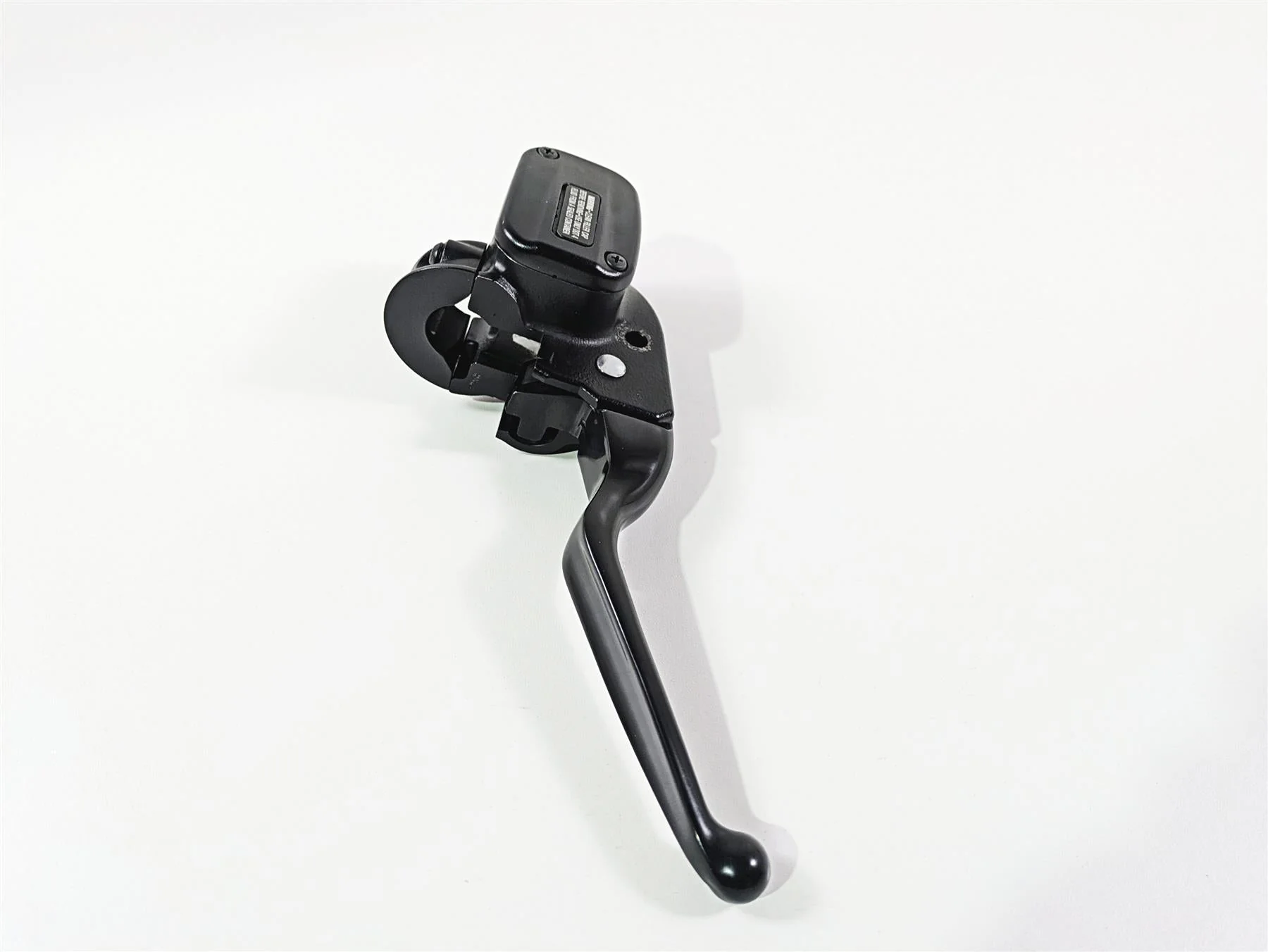 2019 Harley Softail FXDR 114 Front Brake Master Cylinder 5/8 15.8mm 41700594 - Image 2