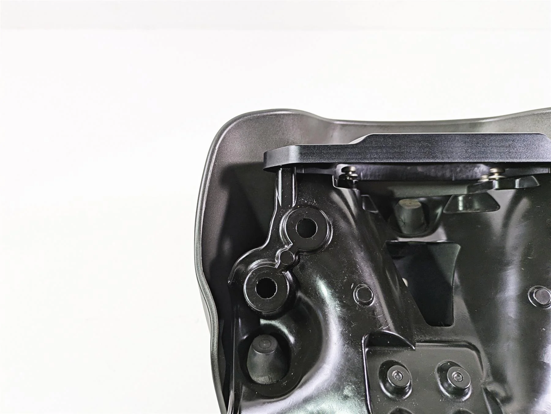 2019 Harley Softail FXDR 114 Front Led Headlight Mount Visor 67700344 57000917 - Image 6