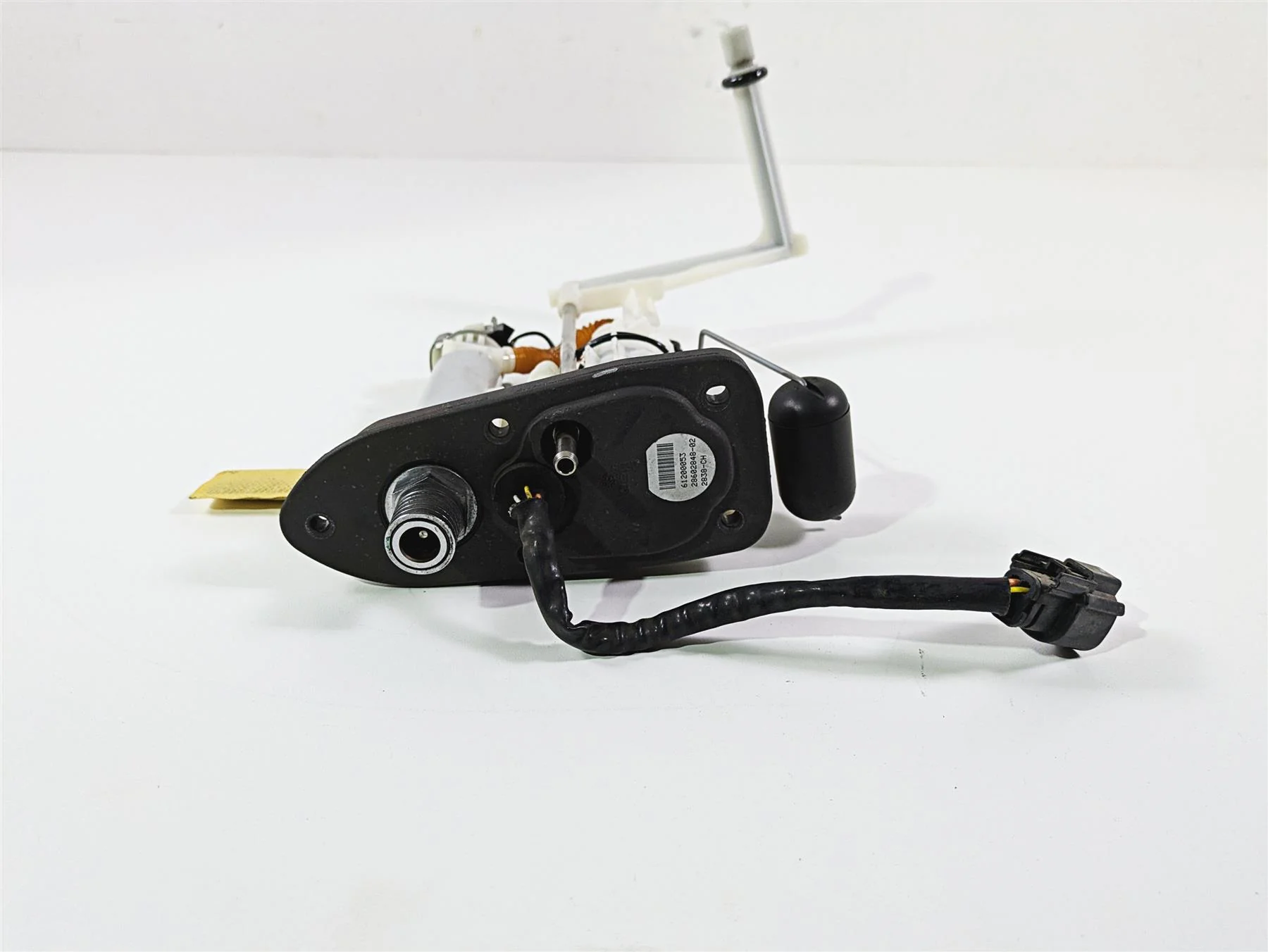 2019 Harley Softail FXDR 114 Fuel Gas Petrol Pump Set 61200053 - Image 12