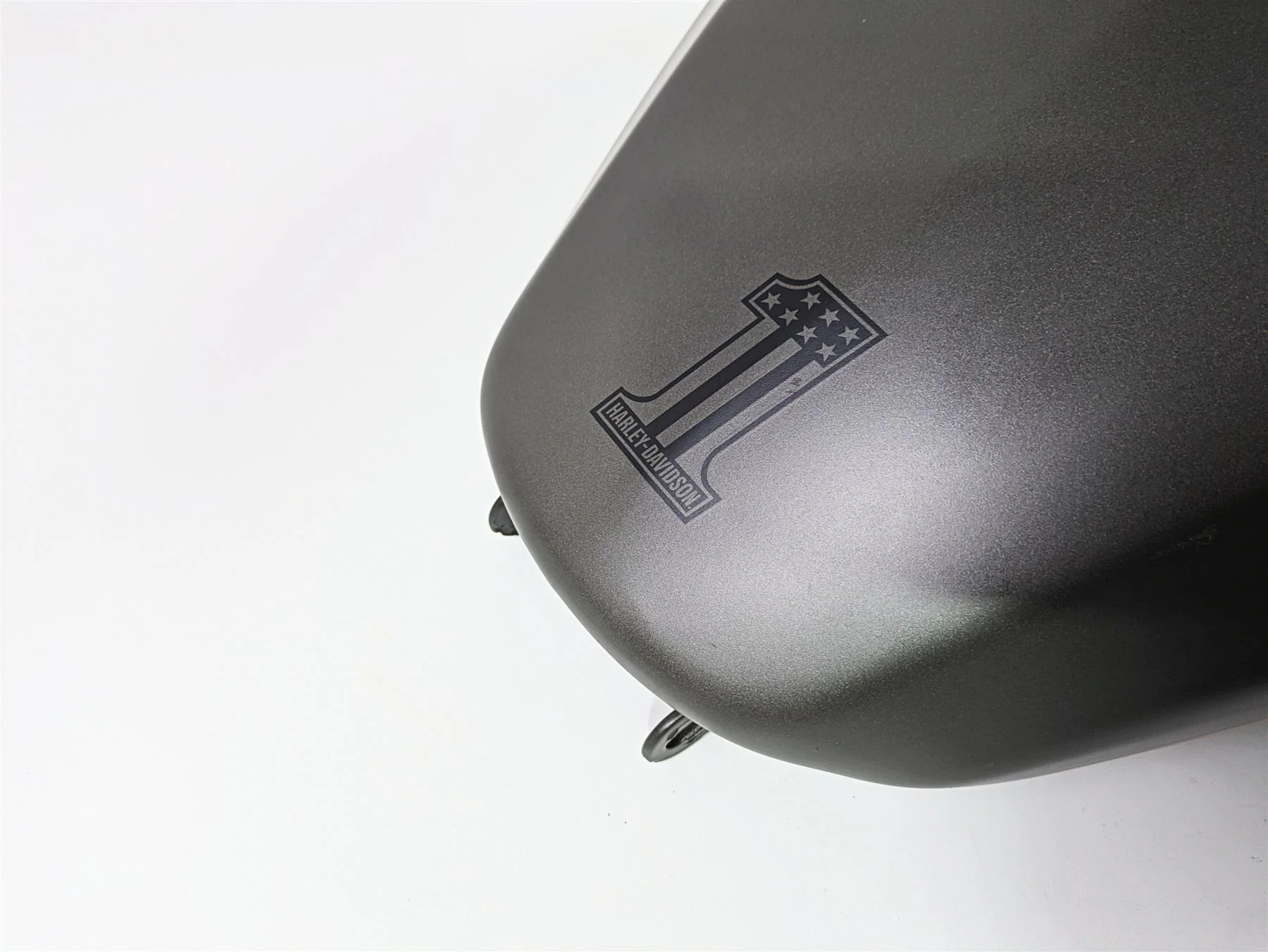 2019 Harley Softail FXDR 114 Fuel Gas Petrol Tank READ 61000677 - Image 8