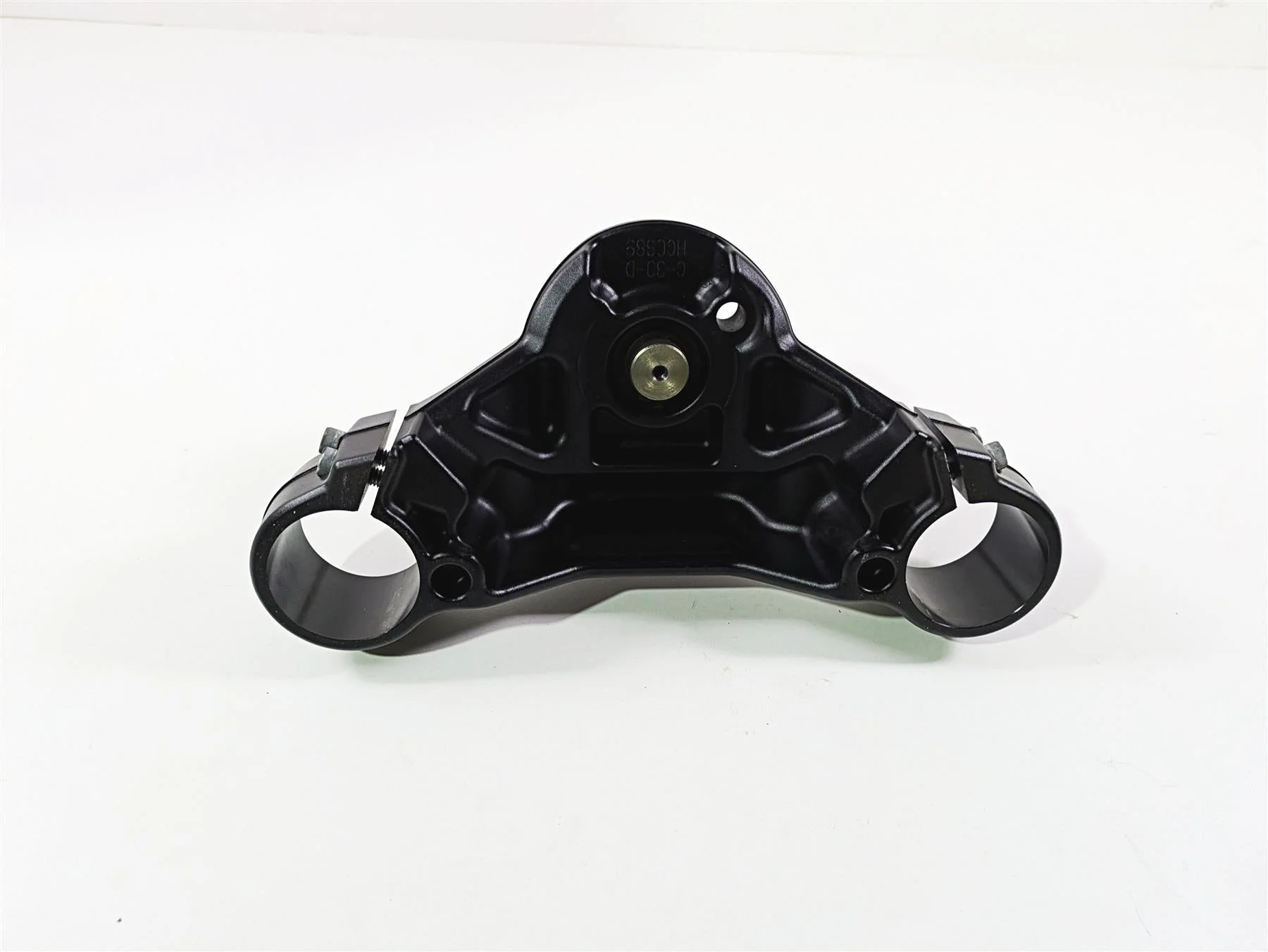 2019 Harley Softail FXDR 114 Lower Triple Tree Steering Clamp 45900221 - Image 7