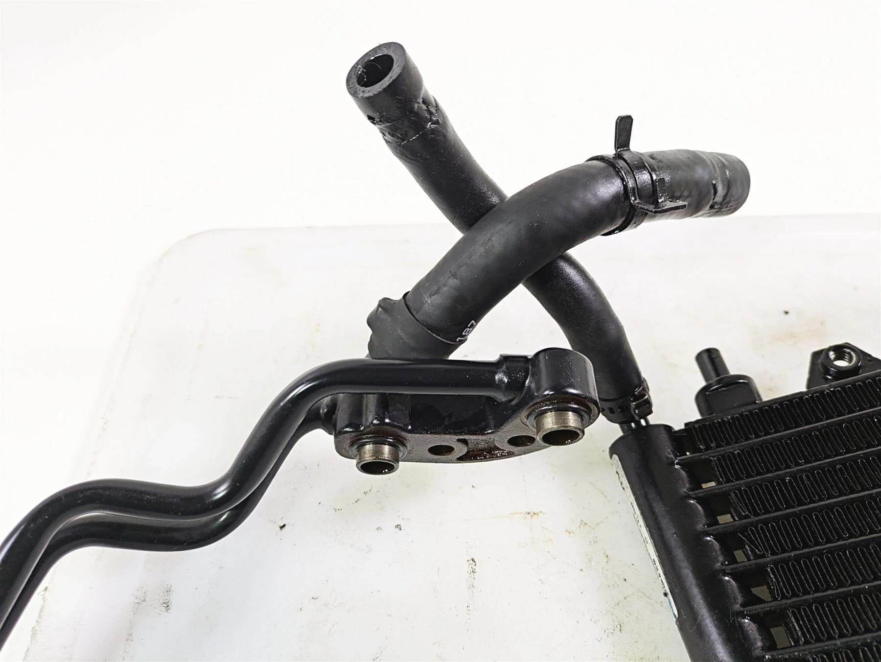 2019 Harley Softail FXDR 114 Oil Cooler & Lines Set 62700191 - Image 6