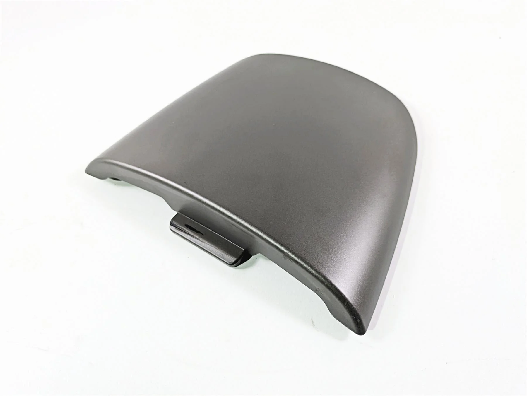 2019 Harley Softail FXDR 114 Rear Upper Tail Cover Lid Fairing 59500657 - Image 12