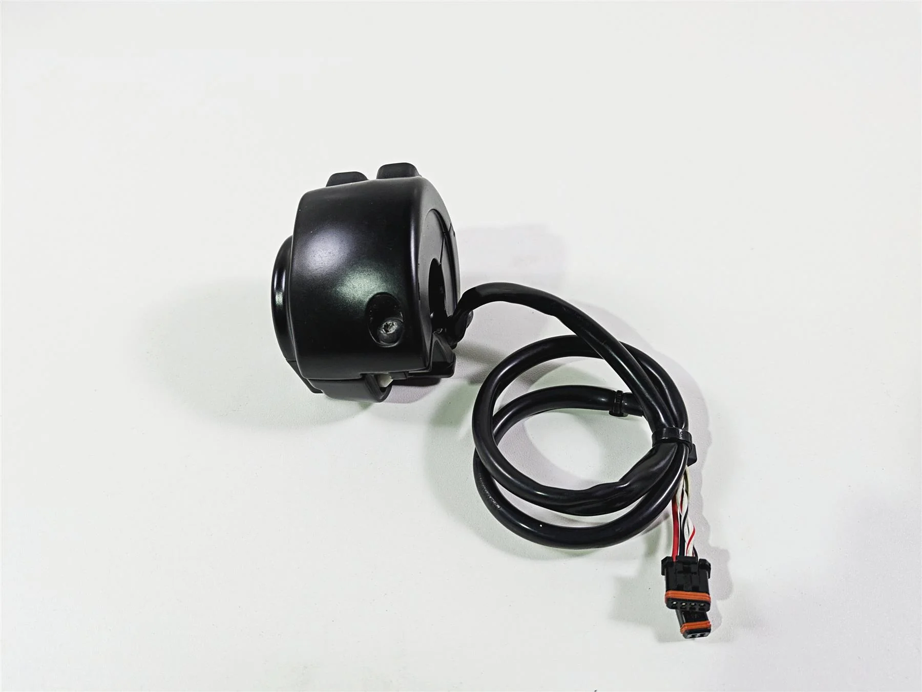2019 Harley Softail FXDR 114 Right Hand Start Kill Control Switch 71500462 - Image 3