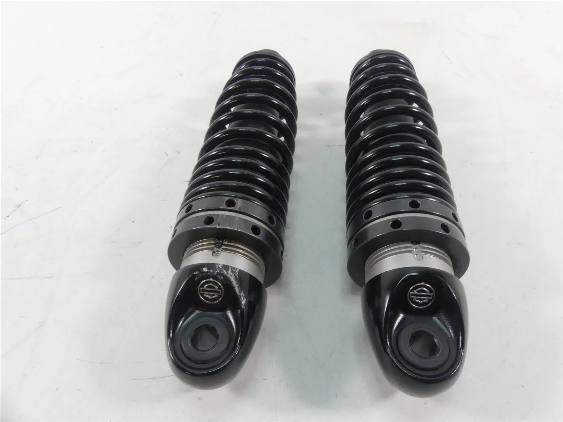 2019 Harley XL883 N Sportster Iron Rear Suspension Shock Low 11" 54000088 - Image 2