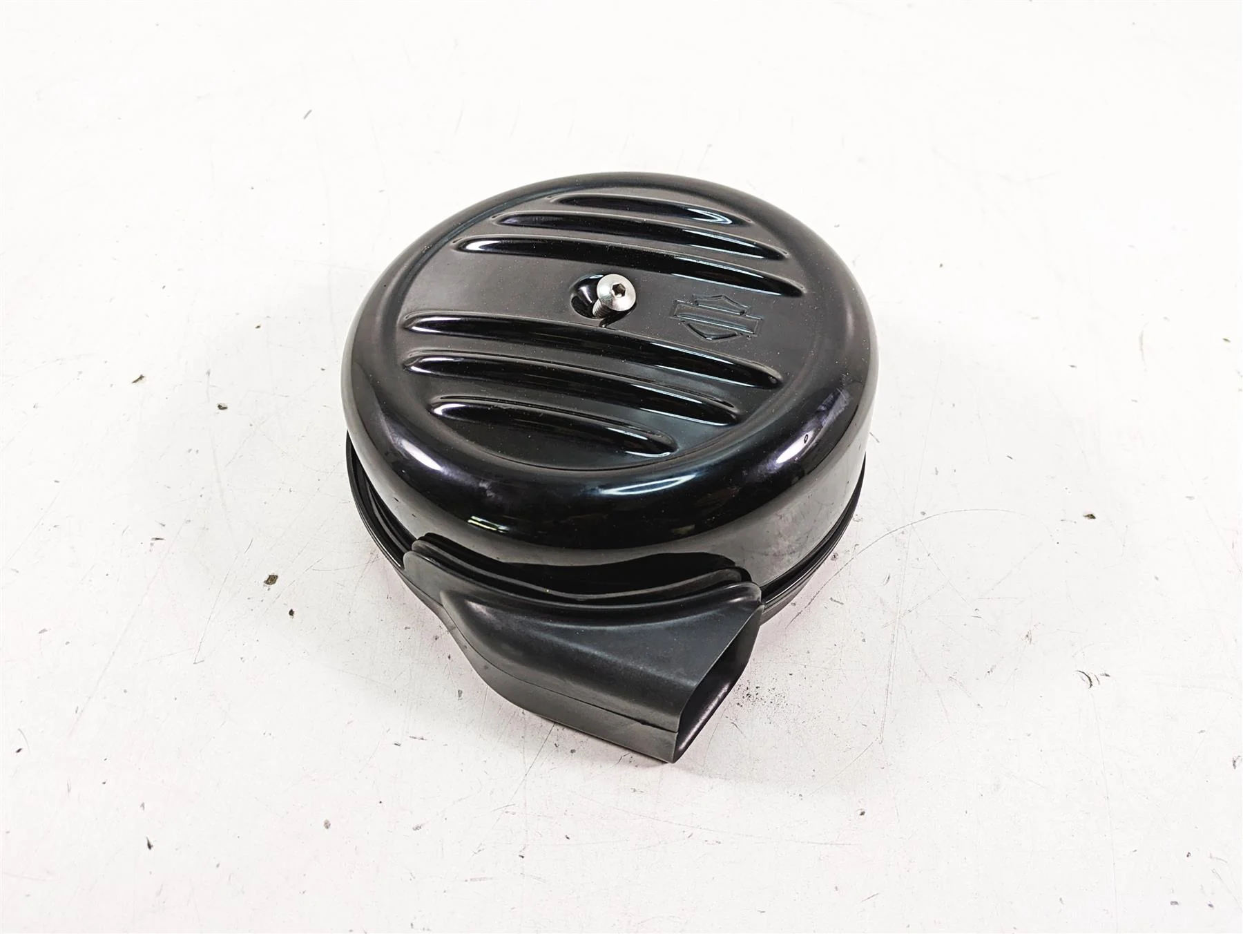 2019 Harley XL883N Sportster Iron Air Cleaner Breather Filter 29000015A 61300541 - Image 7