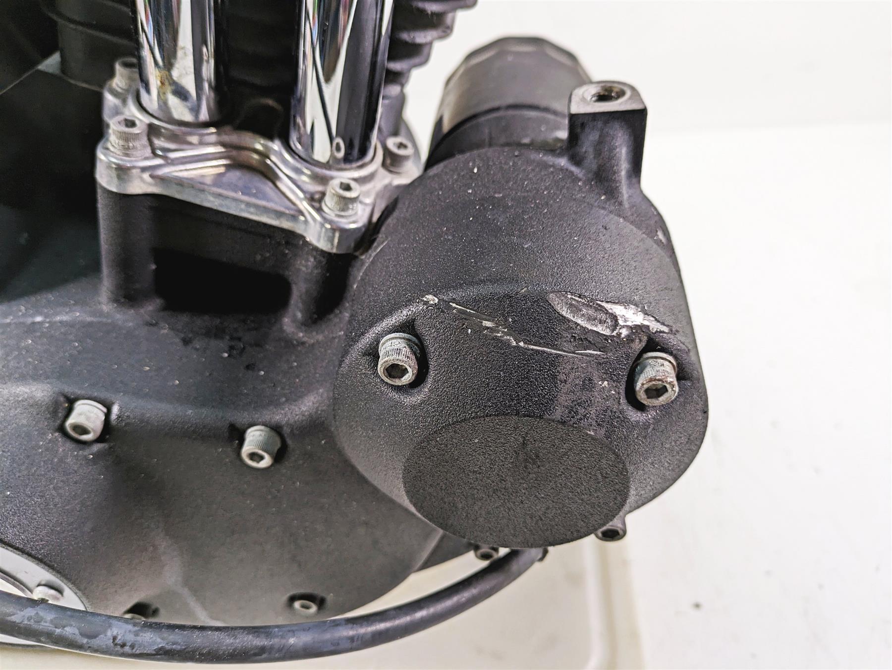2019 Harley XL883N Sportster Iron Black Running Engine Motor - Video 16200497 - Image 10