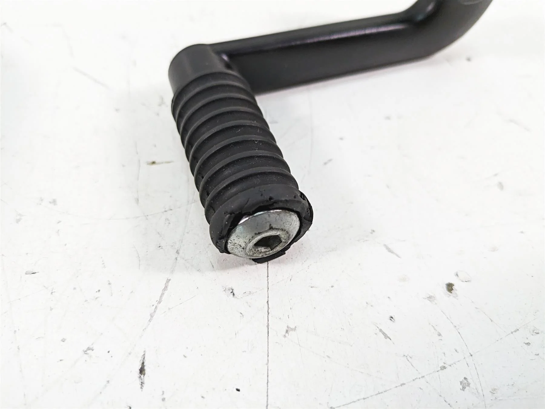 2019 Harley XL883N Sportster Iron Front Left Mid Footpeg Mount Shifter 34721-07 - Image 7