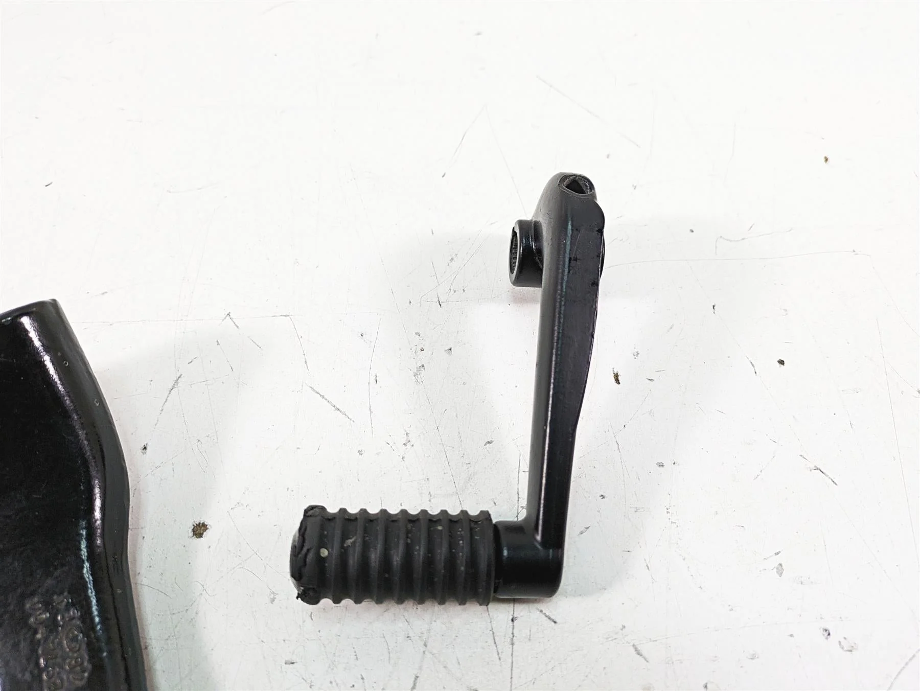 2019 Harley XL883N Sportster Iron Front Left Mid Footpeg Mount Shifter 34721-07 - Image 8