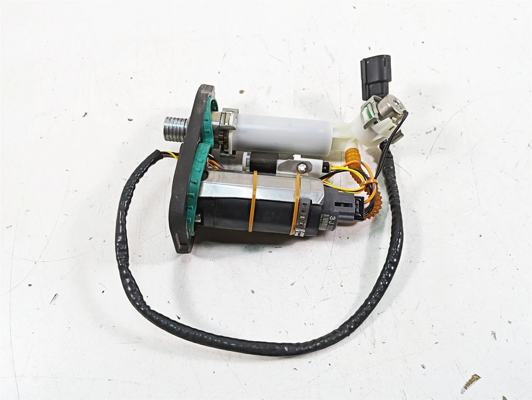 2019 Harley XL883N Sportster Iron Fuel Gas Petrol Pump -Tested 75268-07F - Image 2