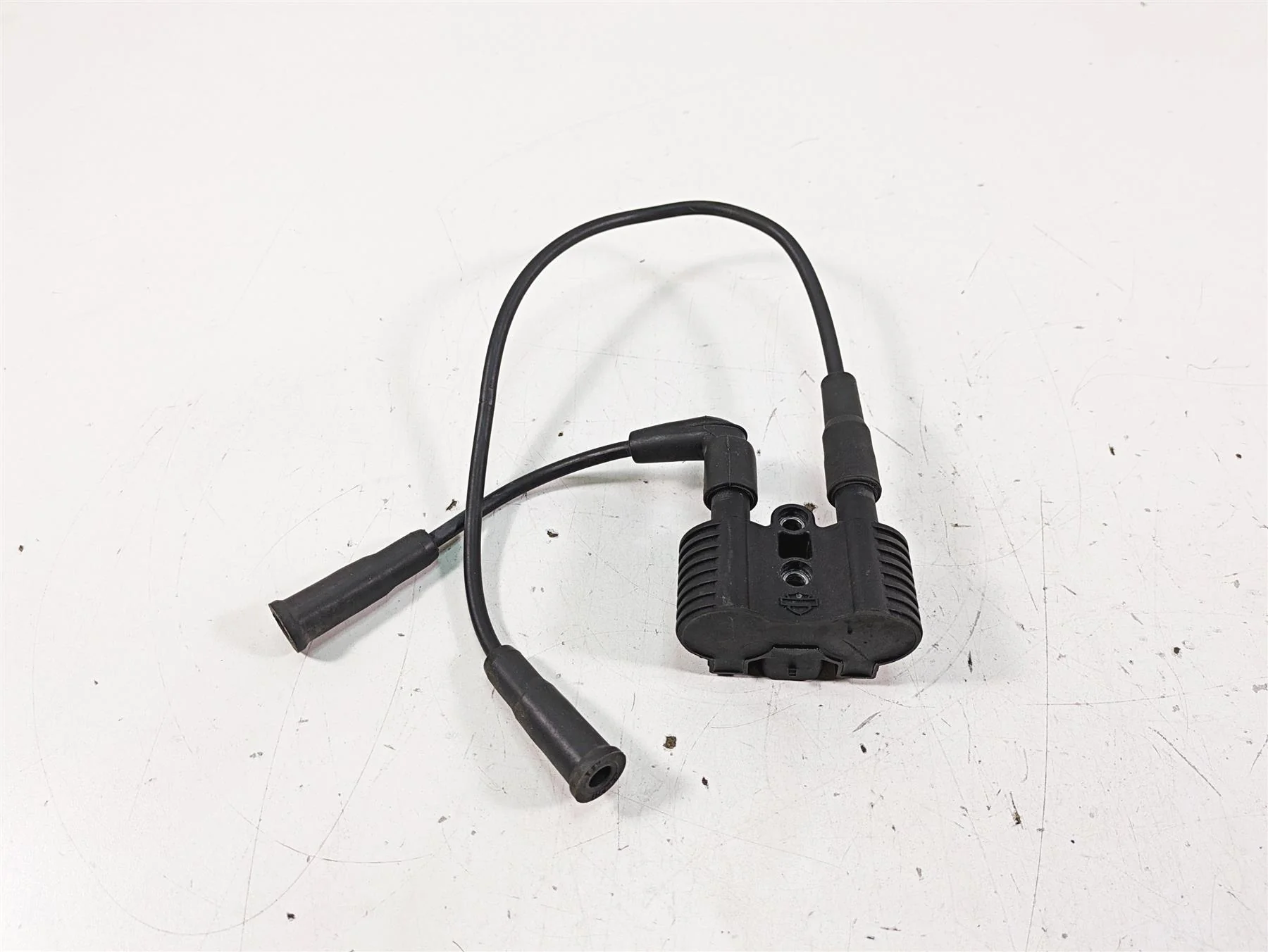 2019 Harley XL883N Sportster Iron Ignition Coil Wires & Plugs 31656-07