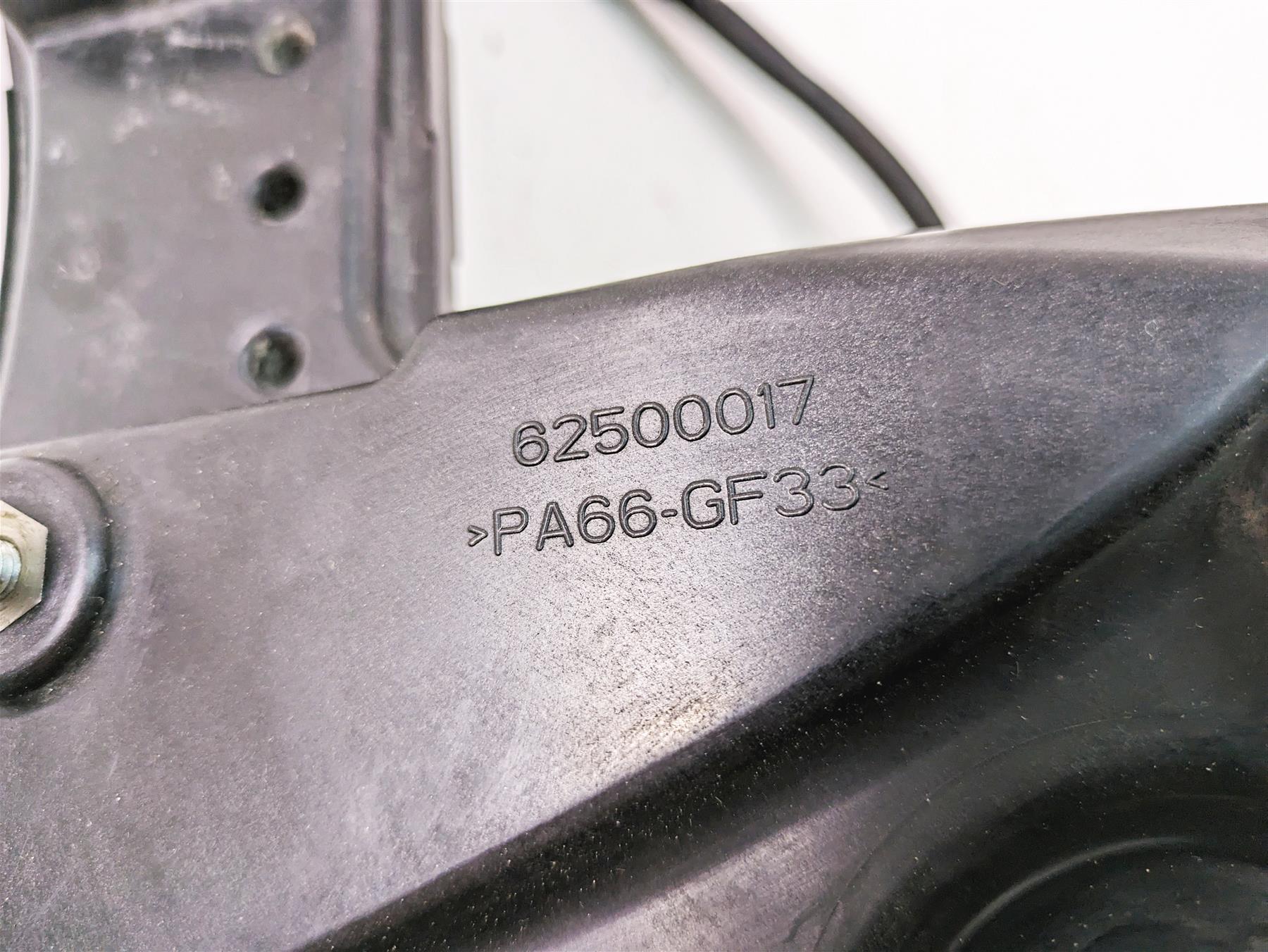 2019 Harley XL883N Sportster Iron Oil Tank Reservoir & Dip Stick 62500017 - Image 6