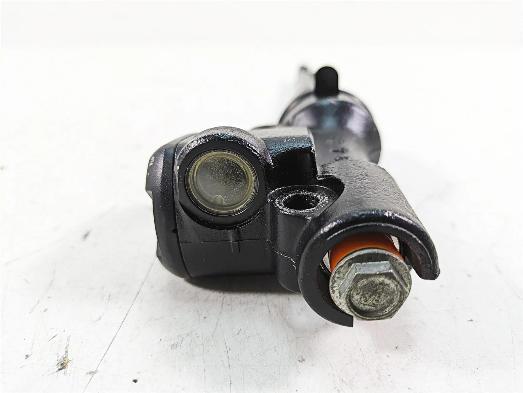 2019 Harley XL883N Sportster Iron Rear Brake Master Cylinder 41700025 - Image 7