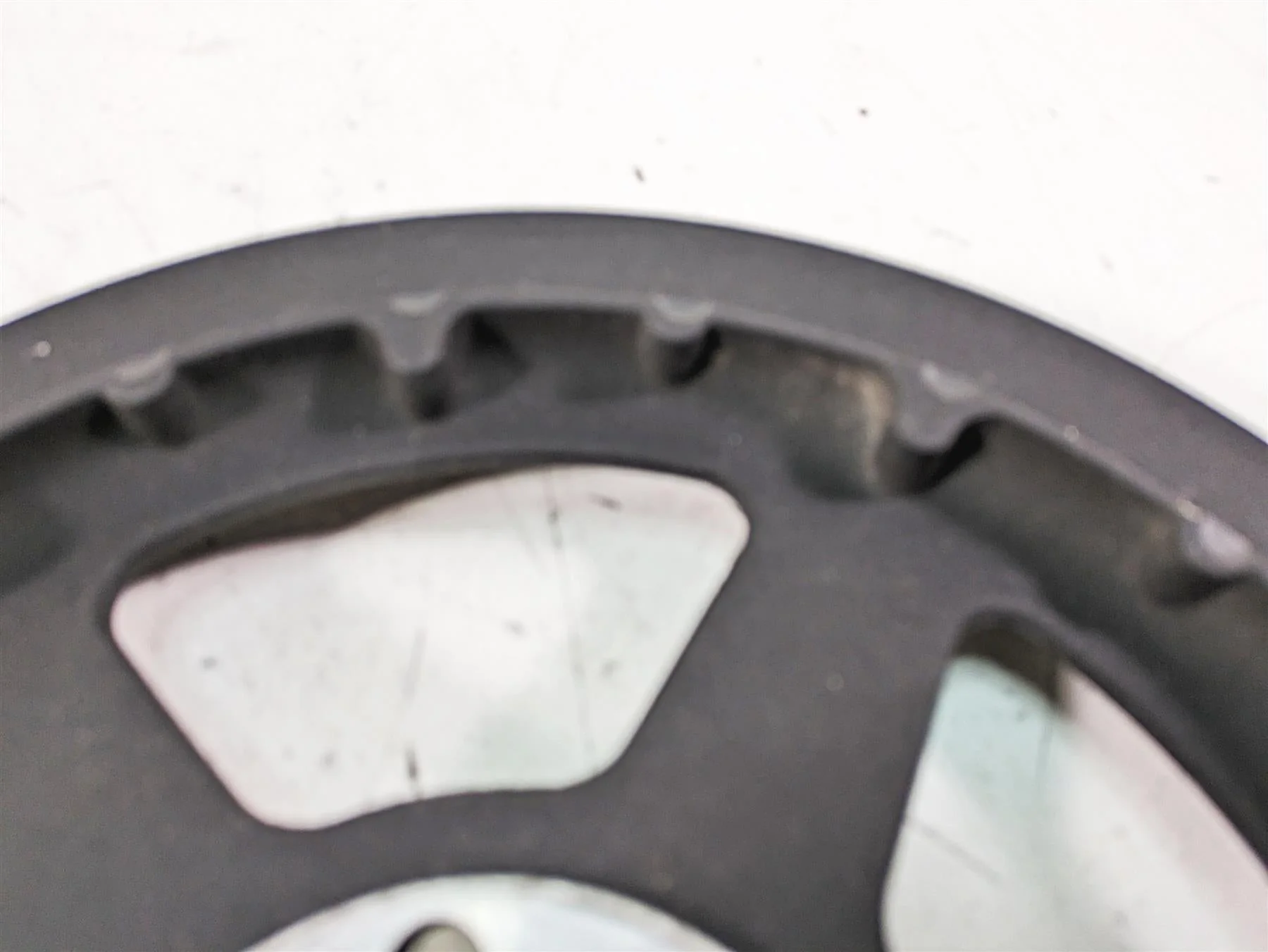 2019 Harley XL883N Sportster Iron Rear Drive Belt Pulley Sprocket 68T 40354-07 - Image 4