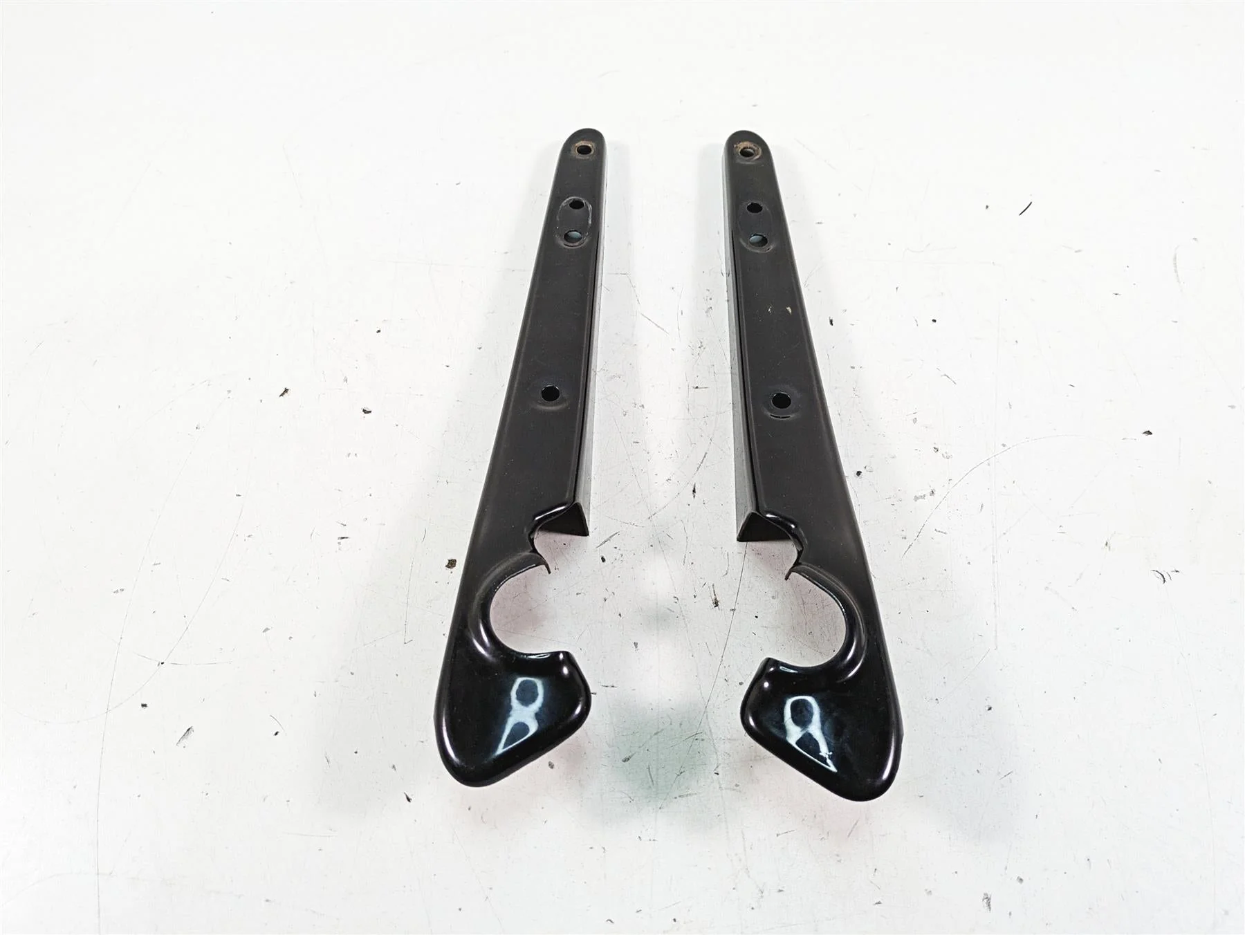 2019 Harley XL883N Sportster Iron Rear Fender Struts Braces 60203-06 60204-06 - Image 6