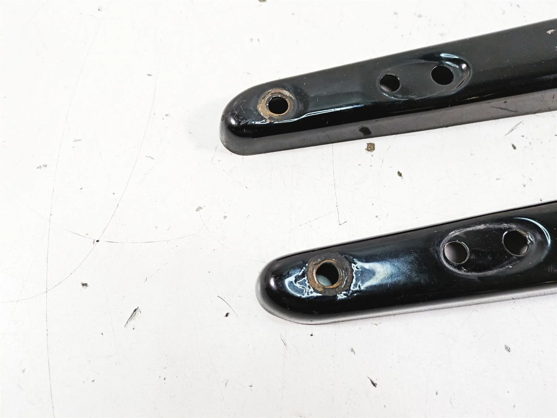 2019 Harley XL883N Sportster Iron Rear Fender Struts Braces 60203-06 60204-06 - Image 9