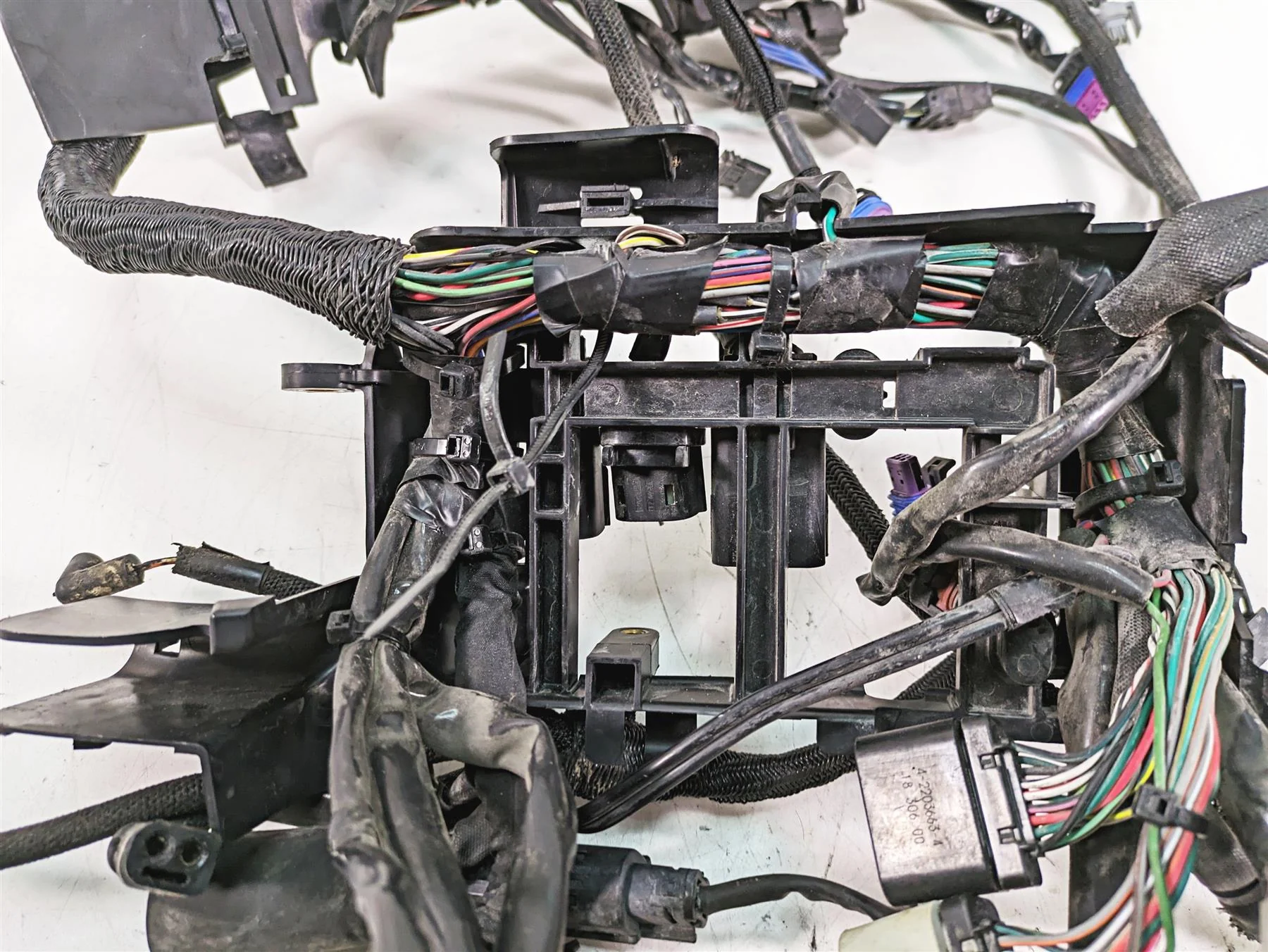 2019 Harley XL883N Sportster Iron Wiring Harness Loom Non ABS & Key 69200072B - Image 7