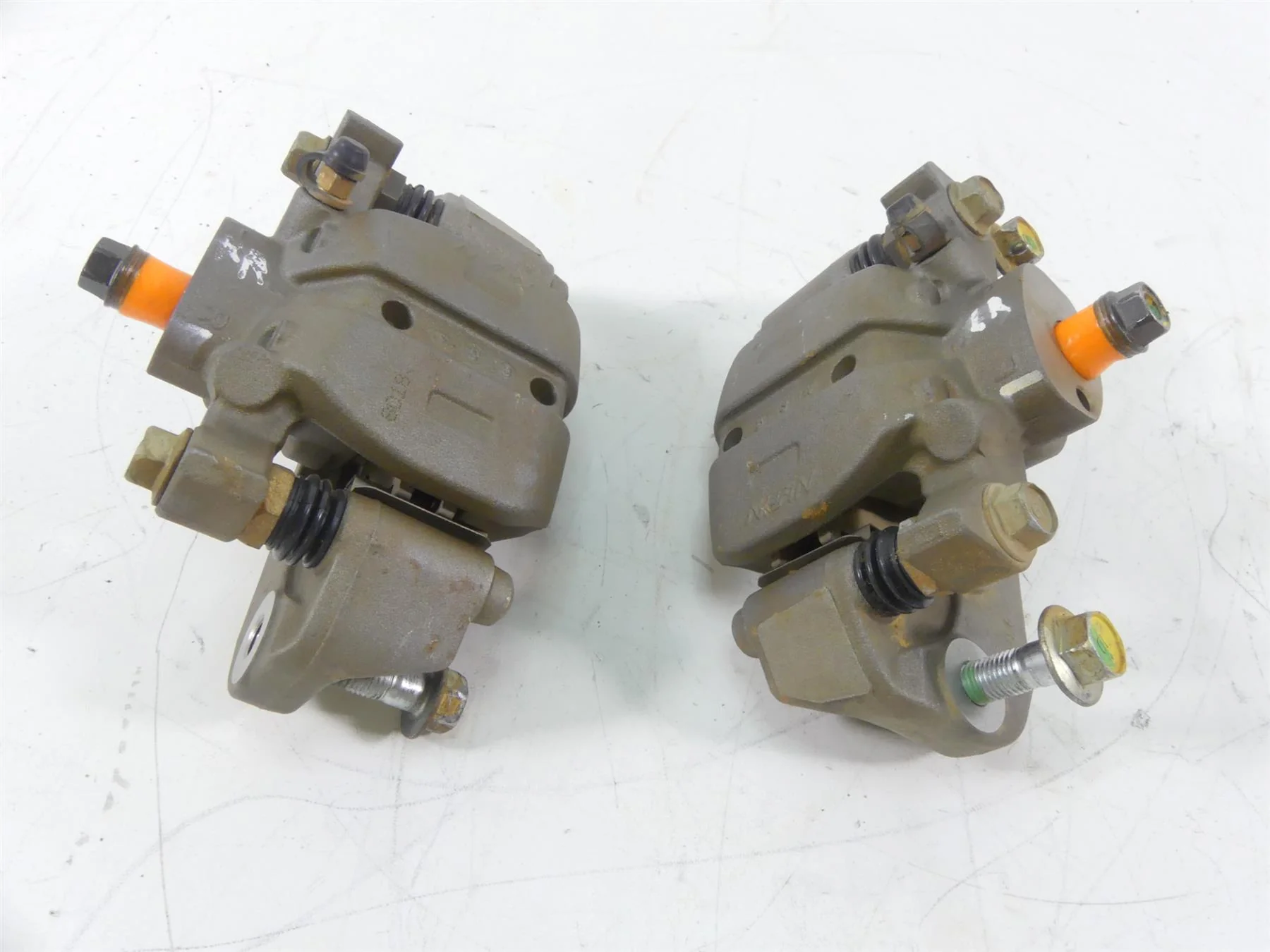 2019 Honda Talon SXS1000 S2R Nissin Rear Brake Caliper Set  43250-HL6-A01 - Image 2
