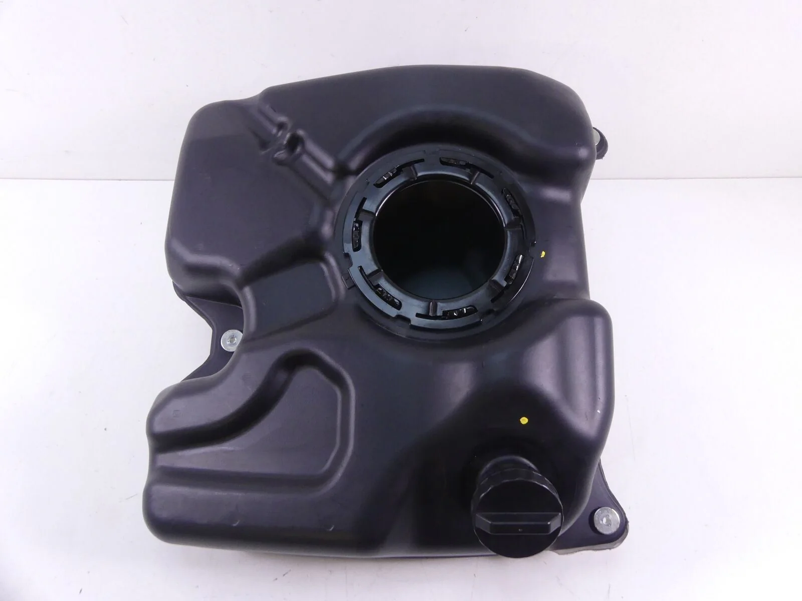 2019 Honda Talon SXS1000 S2X Fuel Gas Petrol Reservoir Tank 17510-HL6-A00 - Image 6