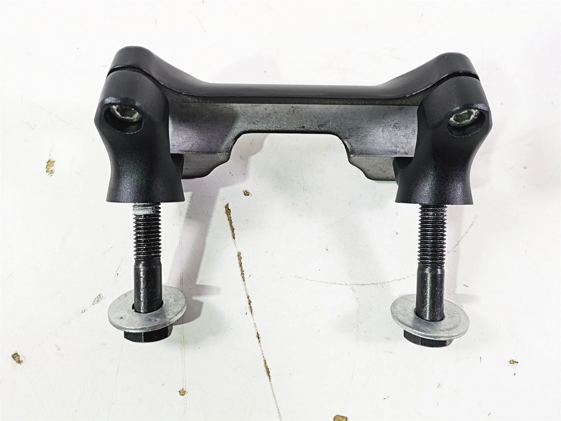 2019 Indian Chieftain Limited Black Handlebar Holder Risers 5139656 5639269 - Image 6