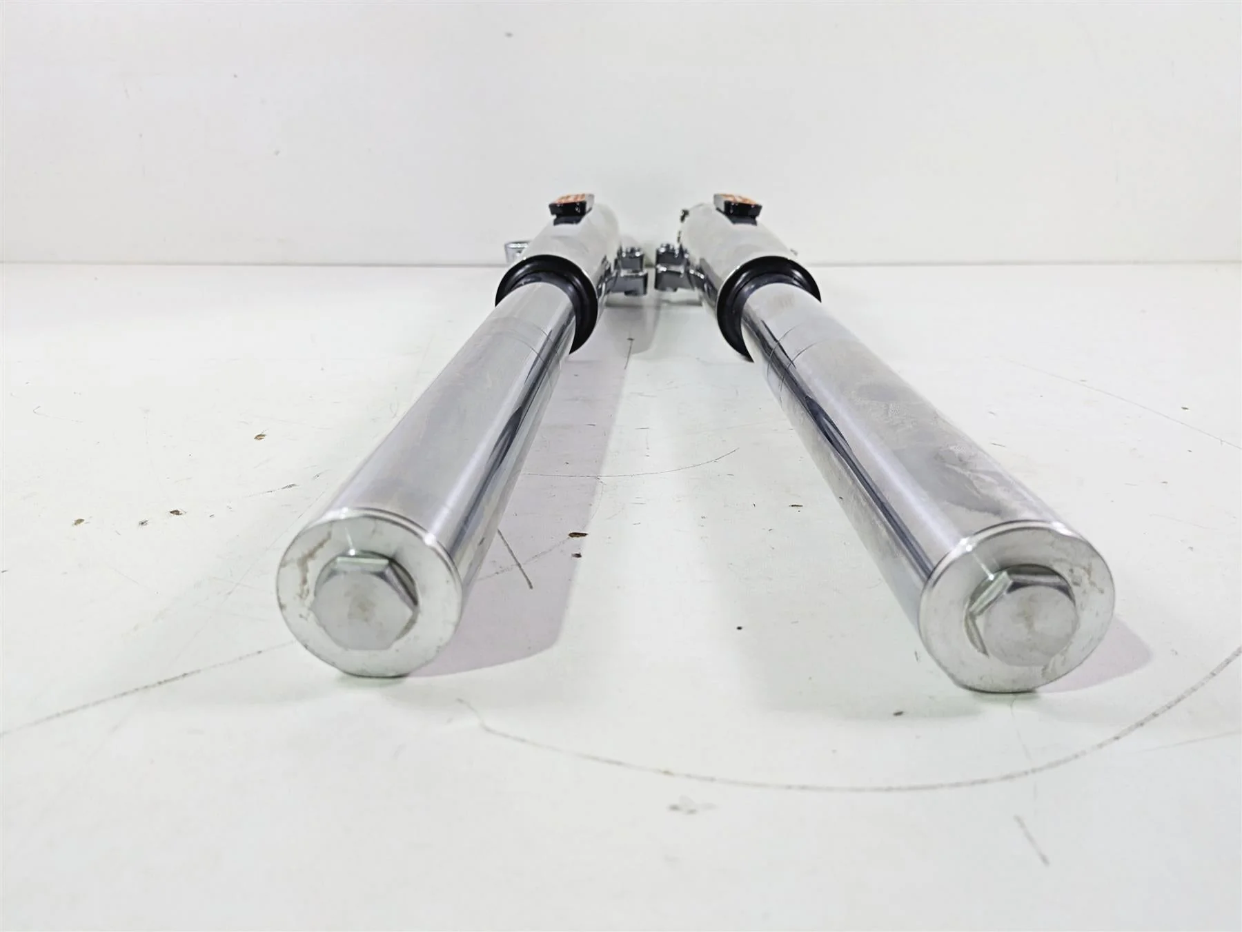 2019 Indian Chieftain Limited Chrome Front Fork Leg Set 46mm 1824021 1824022 - Image 3