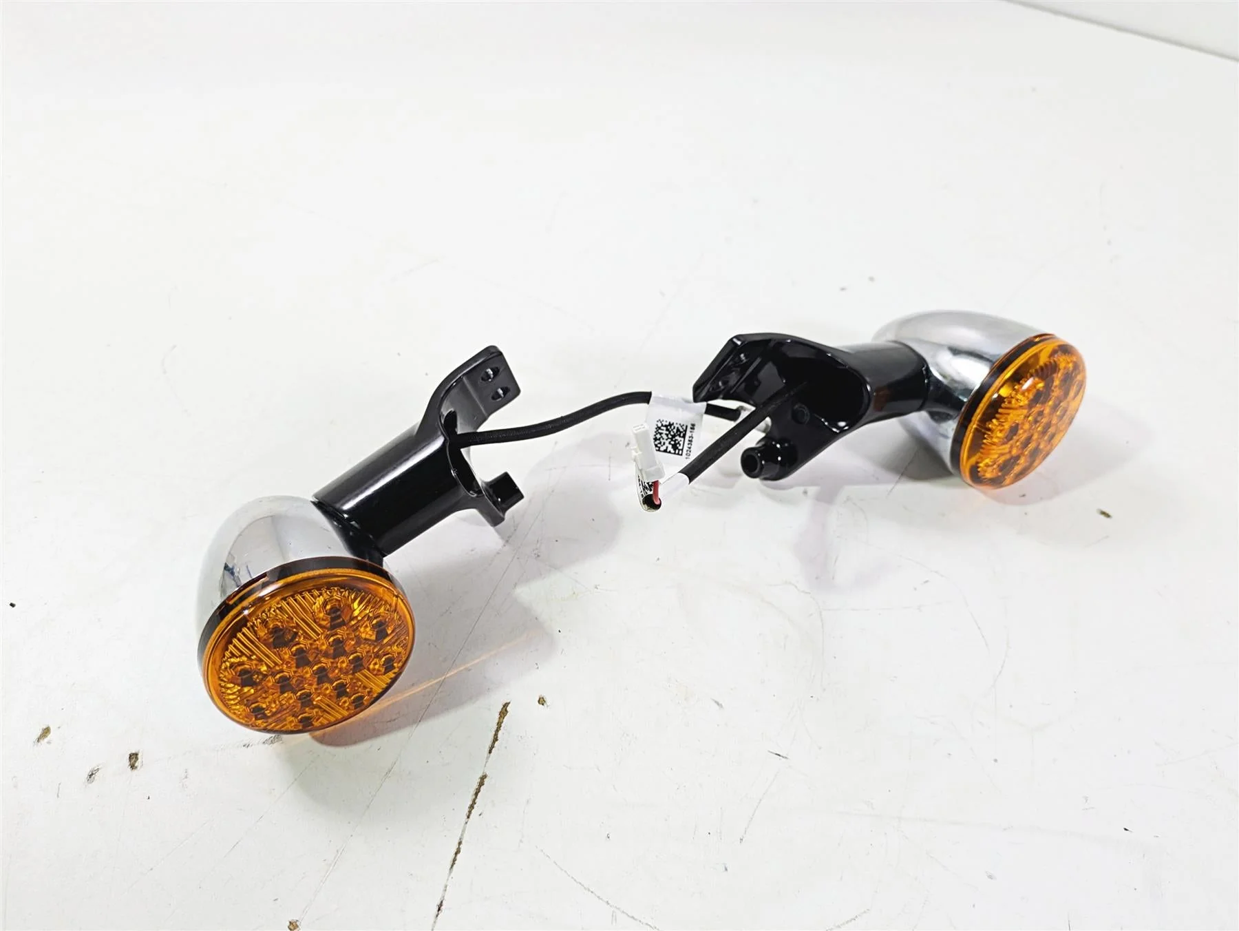 2019 Indian Chieftain Limited Front Blinker Turn Signal Set 2414421