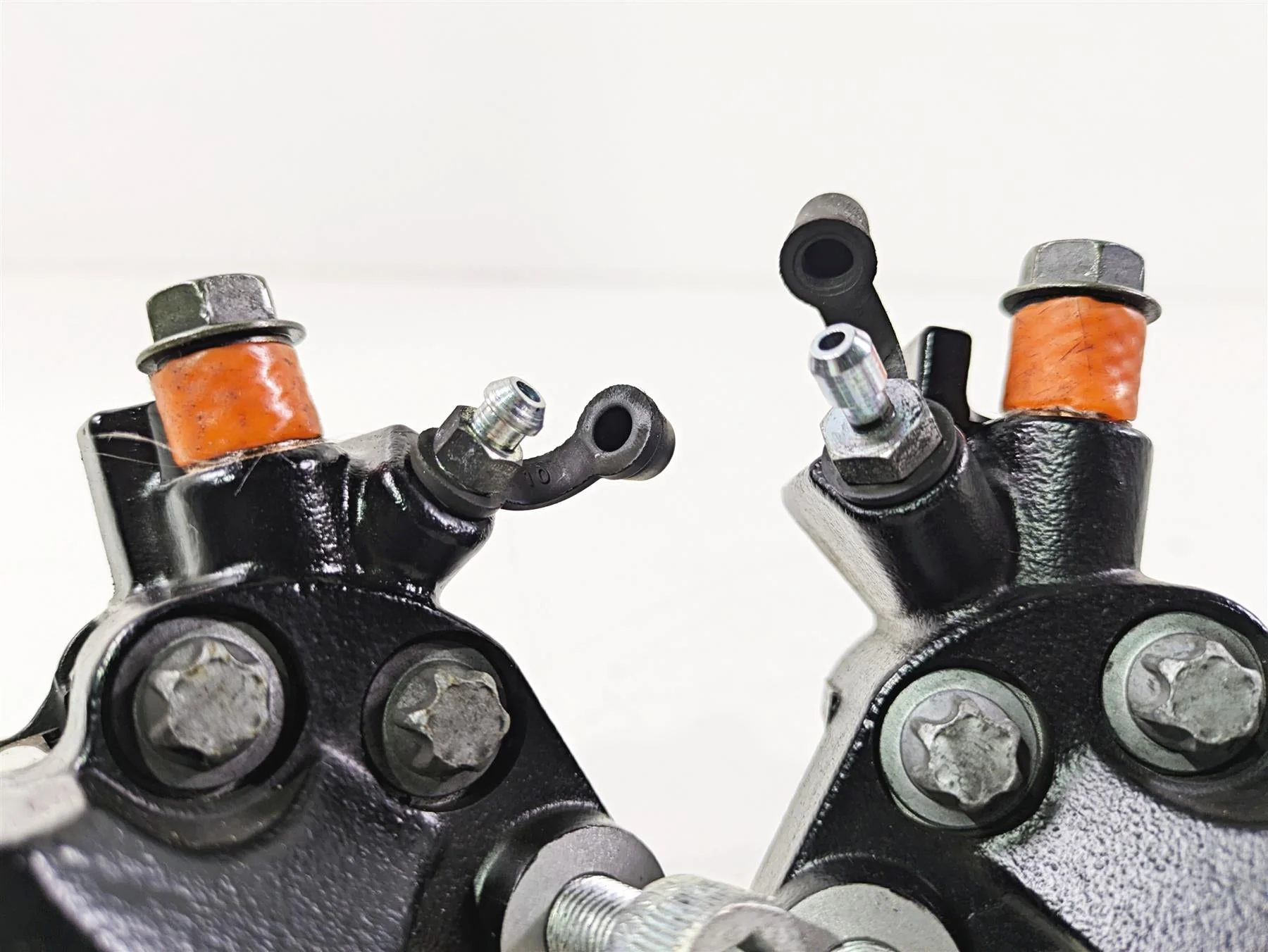 2019 Indian Chieftain Limited Front Brake Caliper Set 1912390 1912391 - Image 8