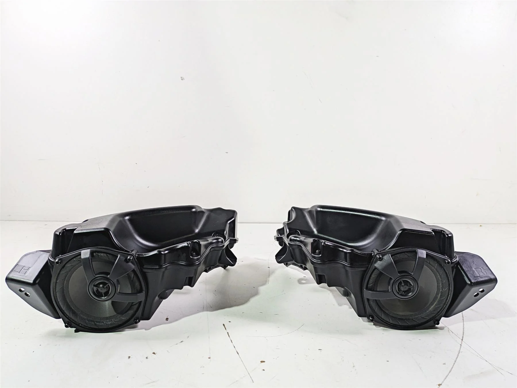 2019 Indian Chieftain Limited Left Right Front Speaker & Box Set 4017739 5451169