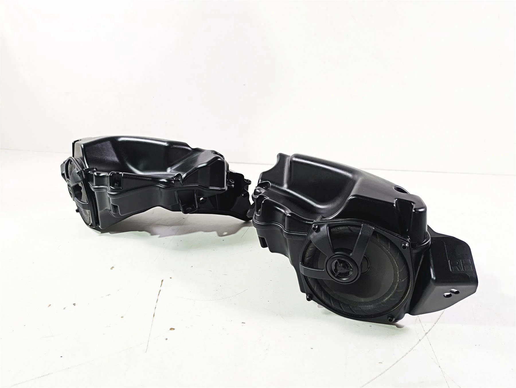2019 Indian Chieftain Limited Left Right Front Speaker & Box Set 4017739 5451169 - Image 10