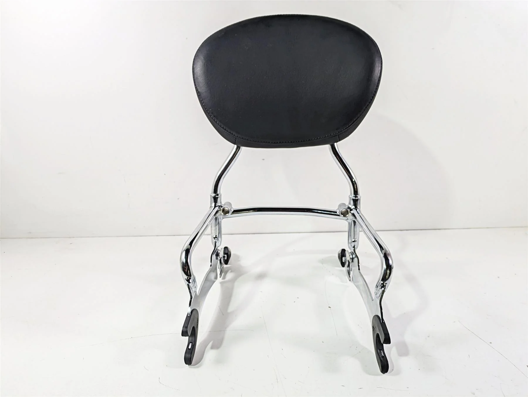 2019 Indian Chieftain Limited Rear Backrest Sissy Bar Quick Release 2884186 - Image 6
