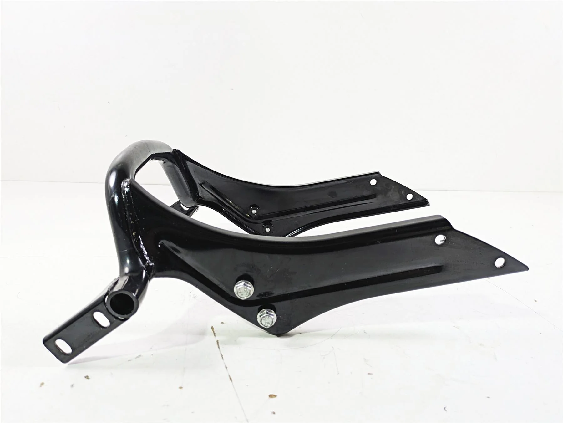 2019 Indian Chieftain Limited Rear Fender Lower Metal Support 1023005 1024636 - Image 2
