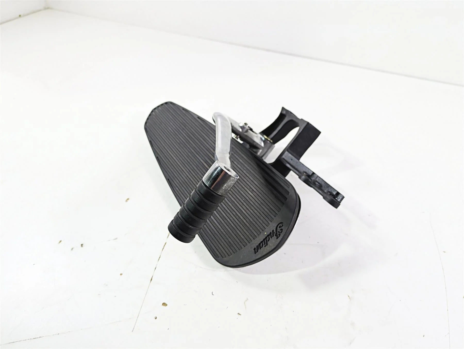 2019 Indian Chieftain Limited Right Floor Board & Brake Pedal  5141001 1023251 - Image 12