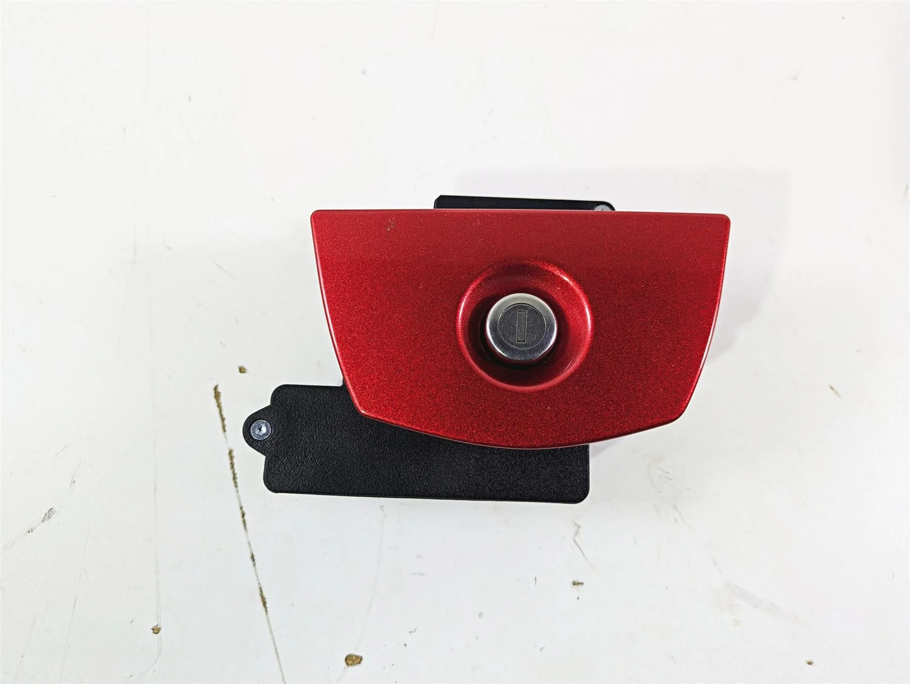 2019 Indian Chieftain Limited Right Saddlebag Lock Unit Module 4017838