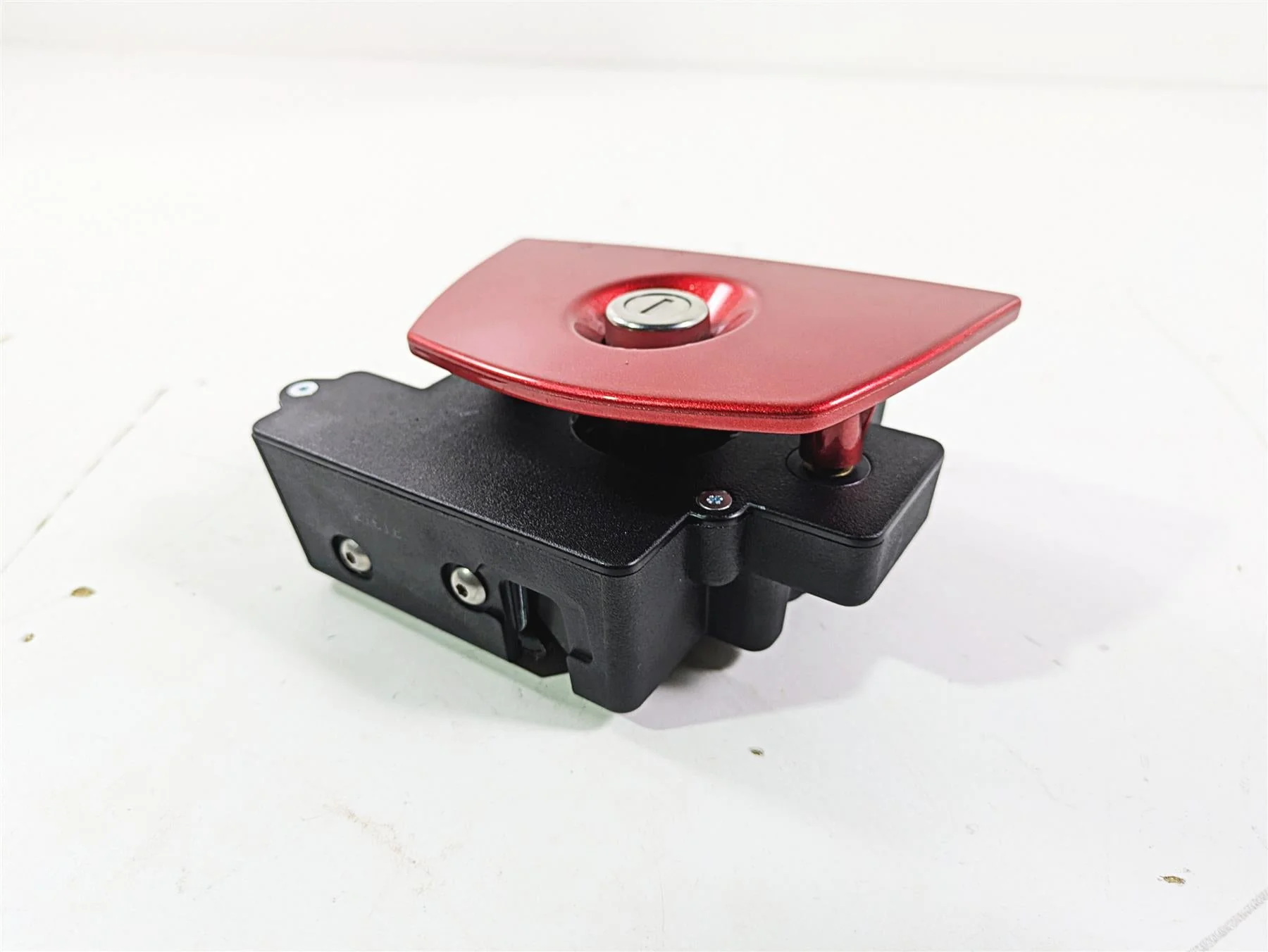 2019 Indian Chieftain Limited Right Saddlebag Lock Unit Module 4017838 - Image 11