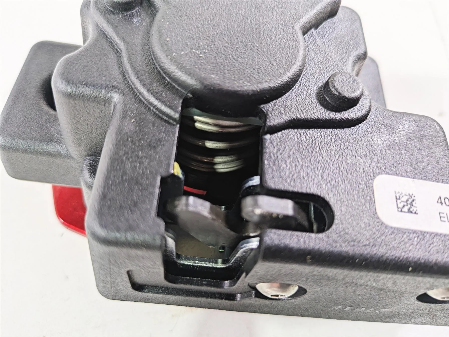 2019 Indian Chieftain Limited Right Saddlebag Lock Unit Module 4017838 - Image 12