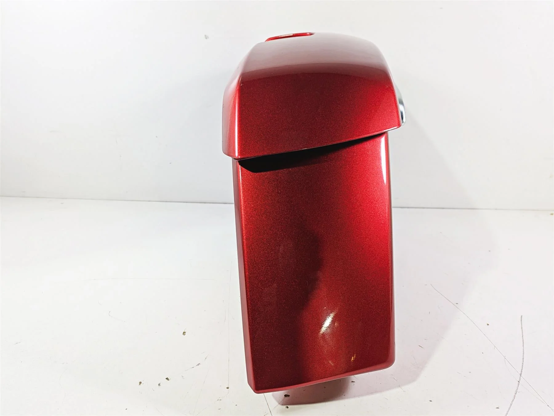 2019 Indian Chieftain Limited Right Saddlebag Saddle Bag 5451494 5456386 - Image 2