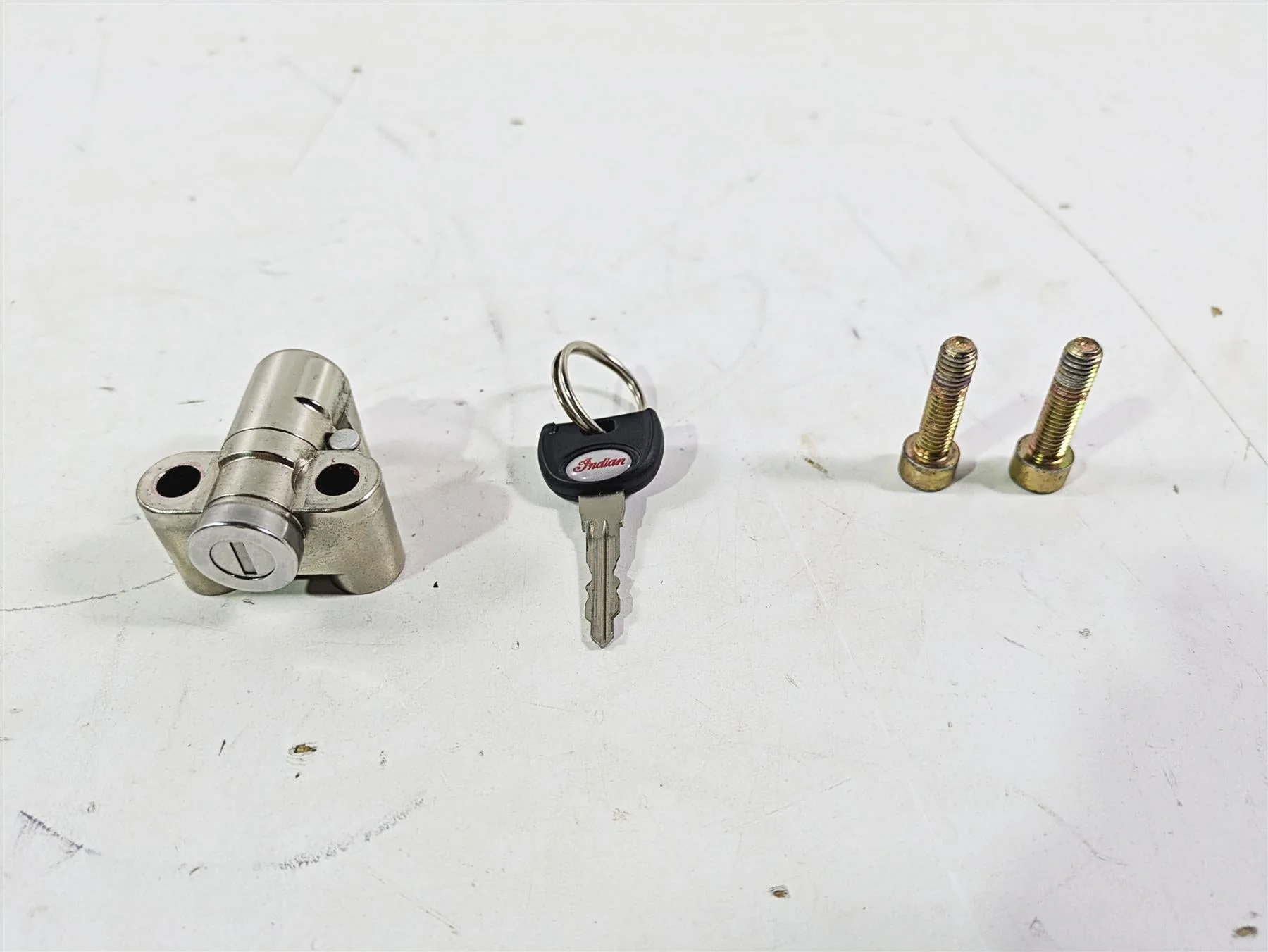 2019 Indian Chieftain Limited Steering Front Fork Lock Key Set 2635146