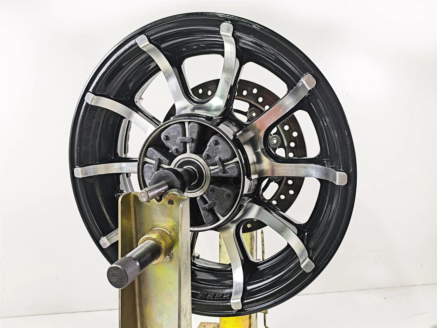 2019 Indian Chieftain Limited Straight Rear Wheel Rim 16x5 1522506