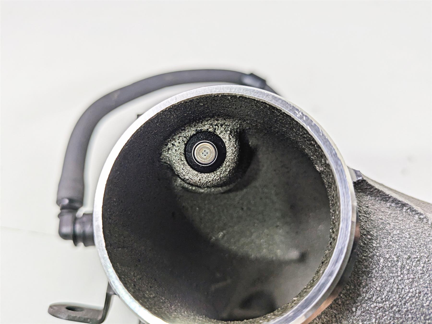 2019 Indian Chieftain Limited Throttle Body & Intake Manifold 1204685 - Image 5